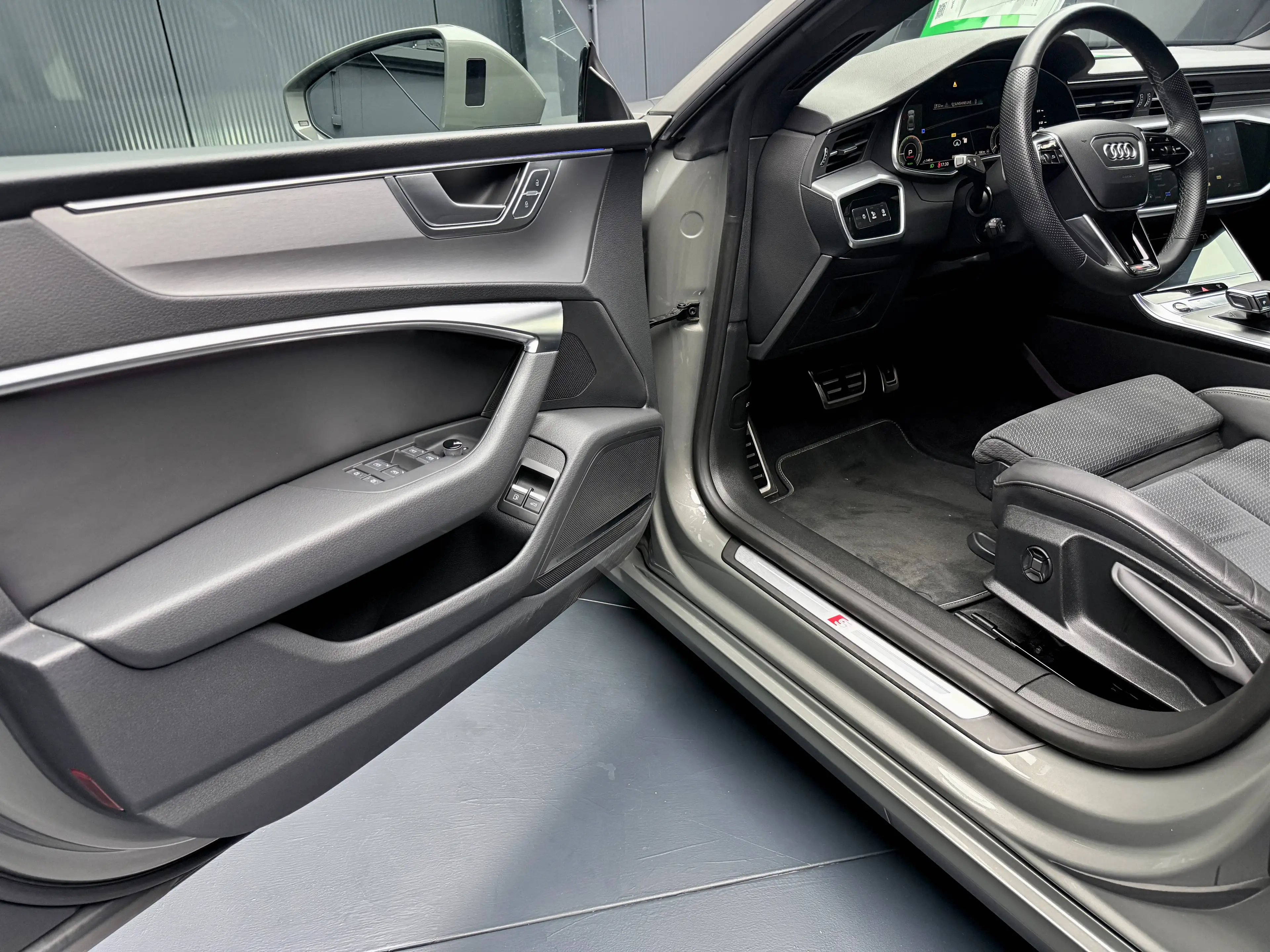Audi A7 Sportback 50 TFSI e quattro S-Line *PANORAMA*B&O*Optik — photo 31