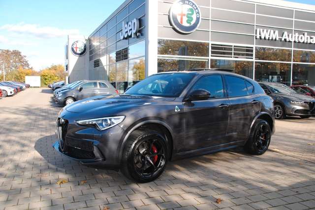 Imagine Alfa Romeo Stelvio 2.9 V6 Quadrifoglio Q4 PANO-Dach