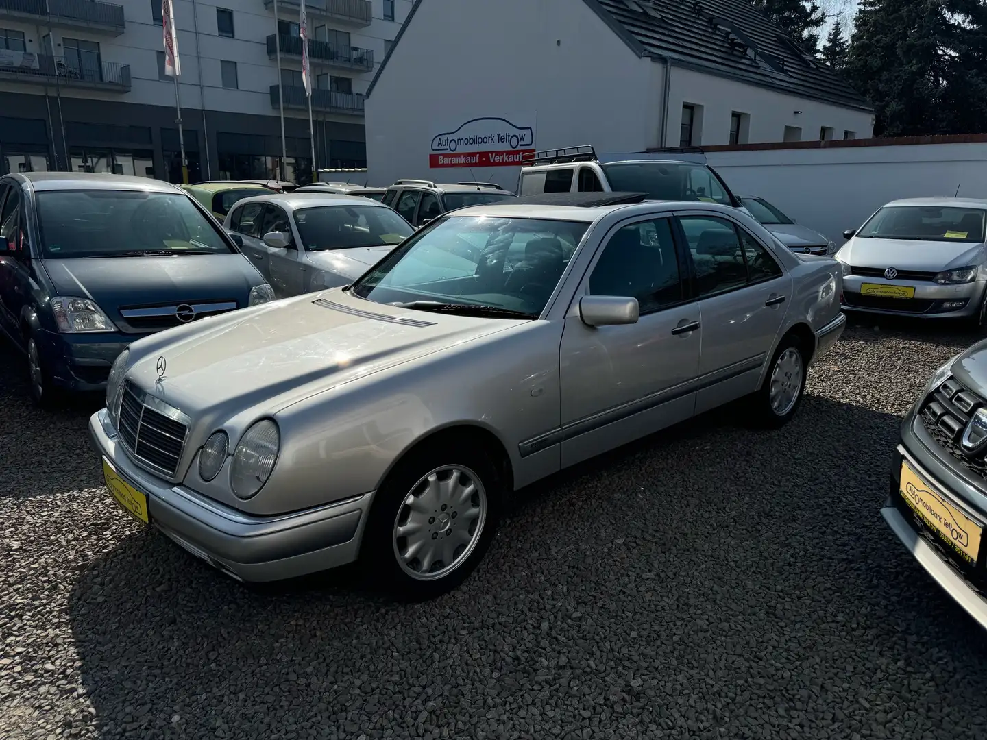 Mercedes-Benz E 280 Elegance, *2. Hand, TOP Historie, rostfrei!* Серебристый - 2