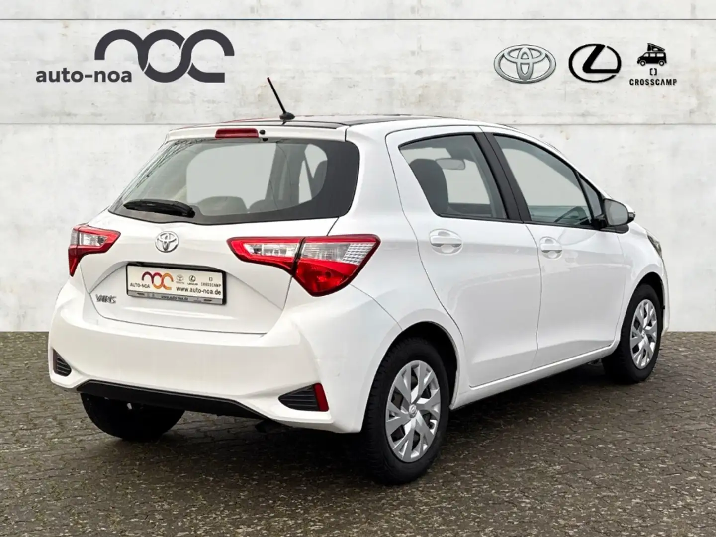 Toyota Yaris Comfort Spurhalteass. Fernlichtass. Verkehrszeiche Weiß - 2