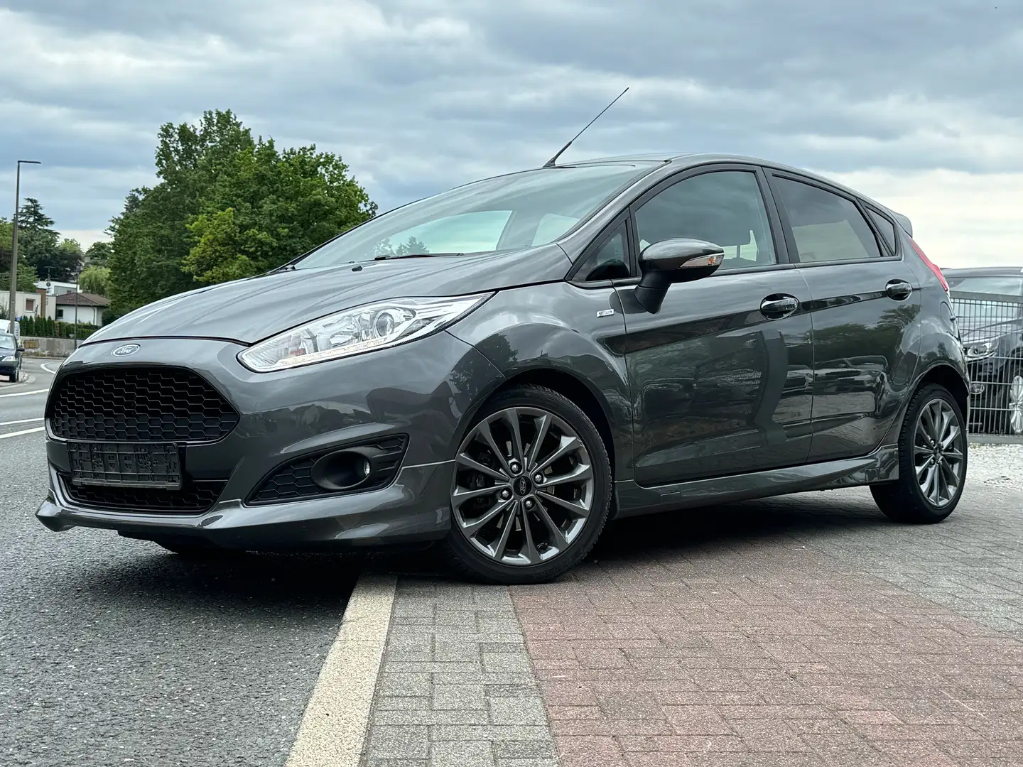 Ford Fiesta ST-Line Sport Klima Sitzheizung 2,Hand Service Neu Сірий - 1