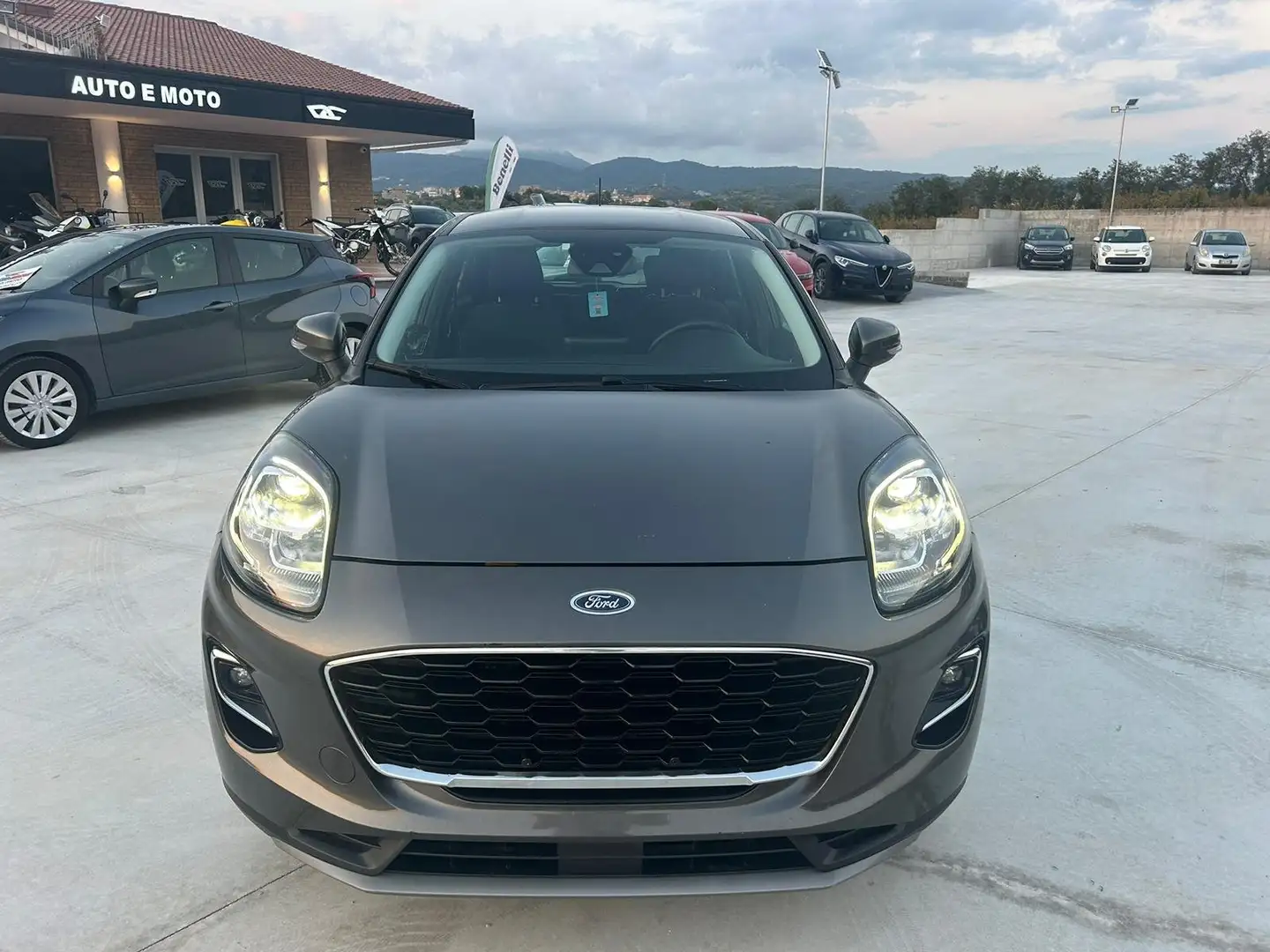 Ford Puma Puma 1.0 ecoboost Hybrid S&S Titanium Gris - 2