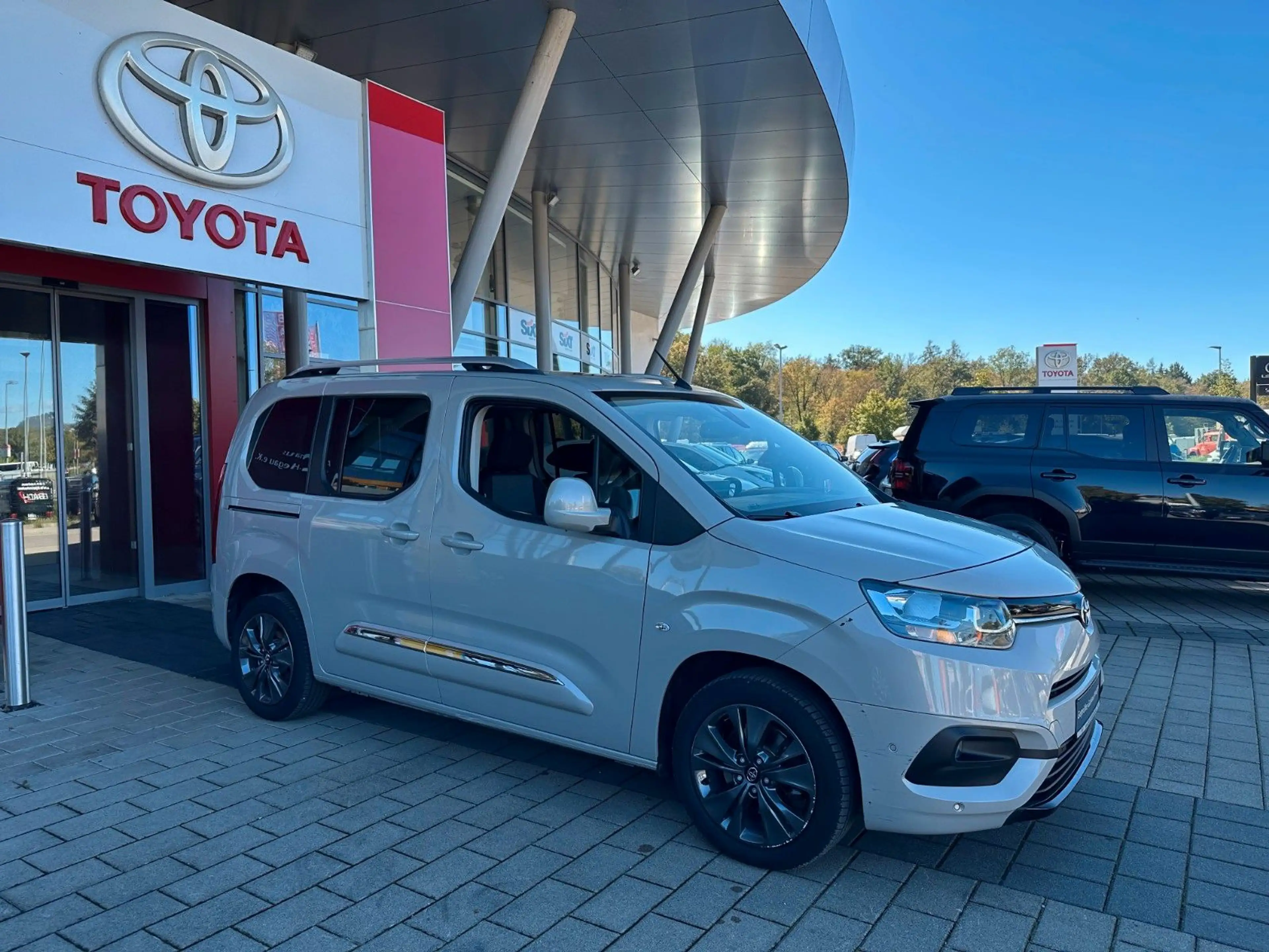 Toyota Proace Verso L1 Executive,NAVI,PANO,AHK,KAM — photo 4