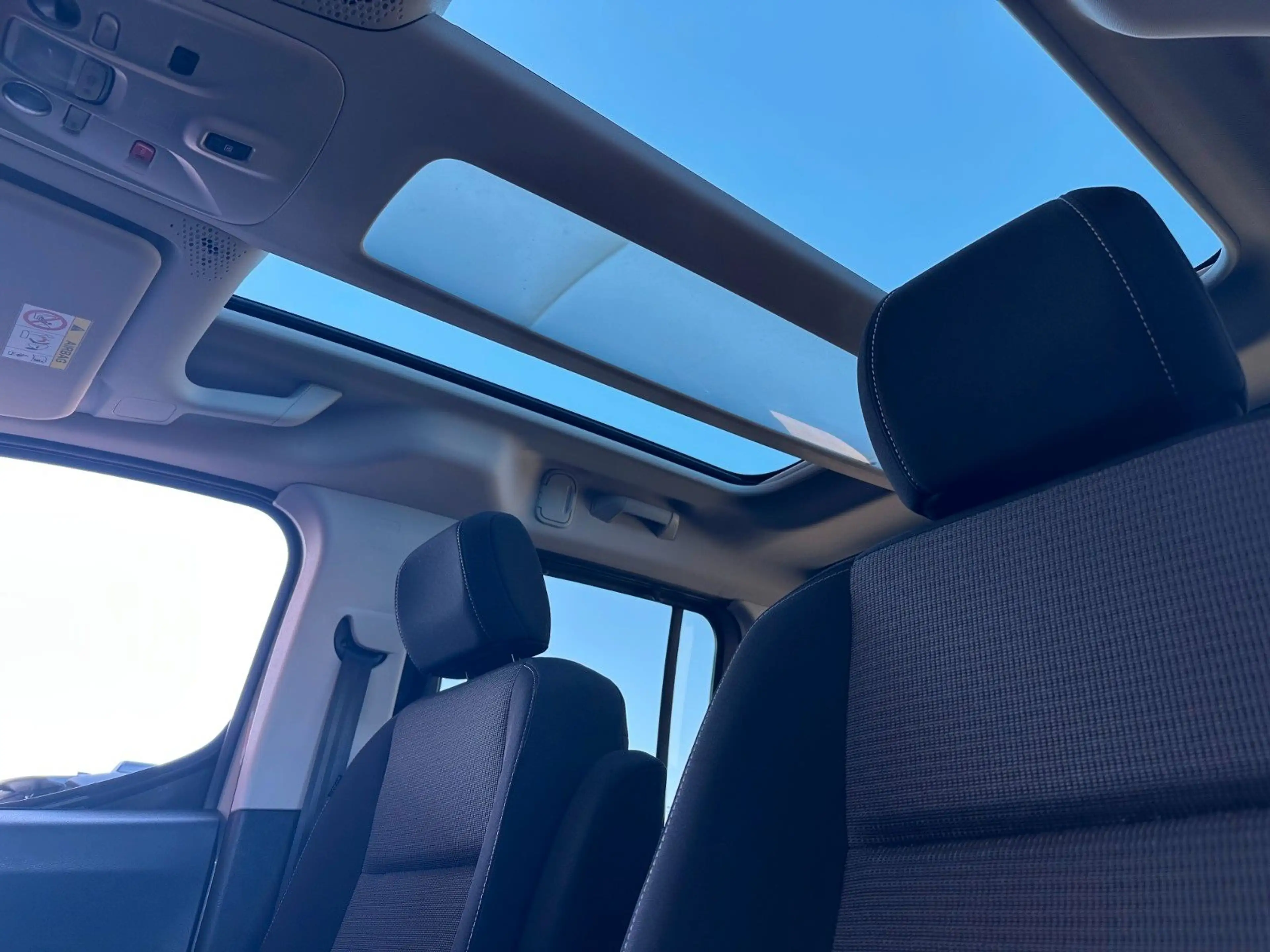 Toyota Proace Verso L1 Executive,NAVI,PANO,AHK,KAM — photo 12
