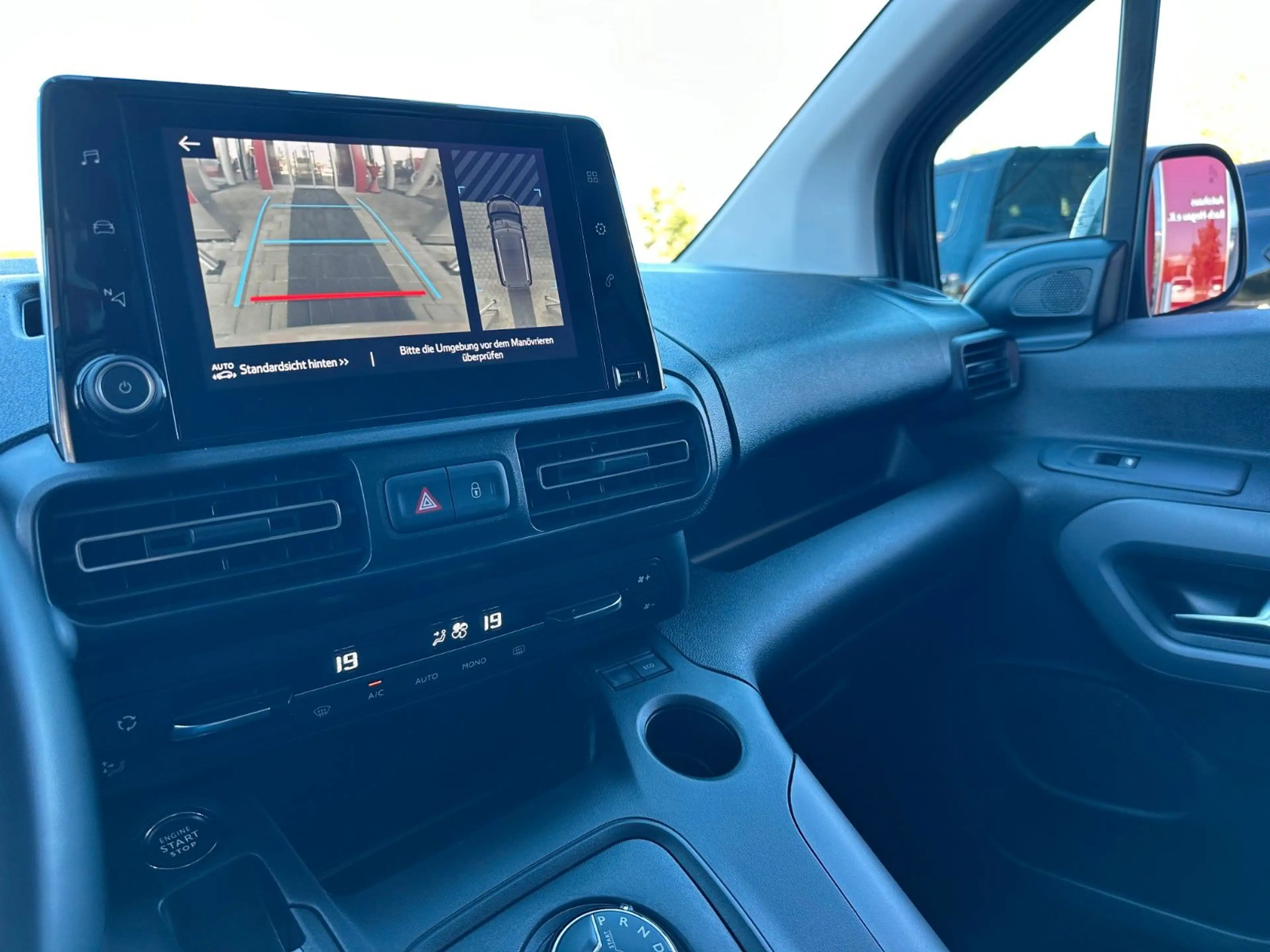 Toyota Proace Verso L1 Executive,NAVI,PANO,AHK,KAM — photo 13