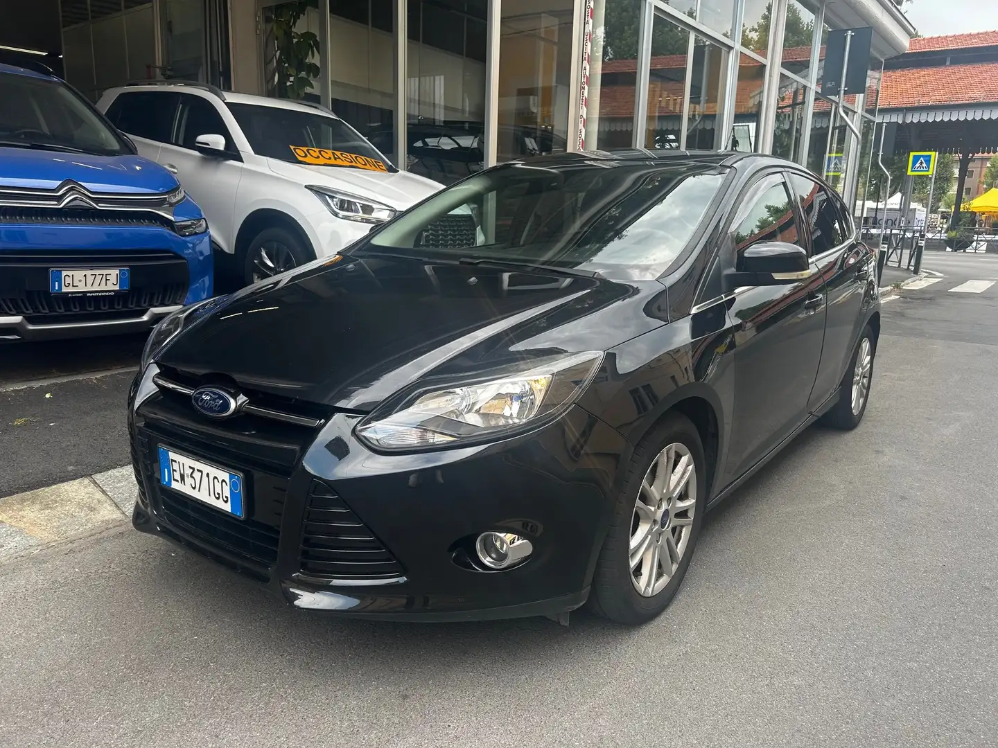 Ford Focus Focus III 2011 5p 1.6 tdci Titanium 115cv Negro - 1