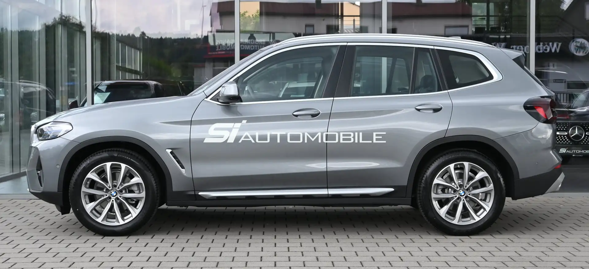 BMW X3 xDr.20d *AHK*HUD*MEMO*SITZKLIMA*STANDHEIZ.*360° Grau - 2
