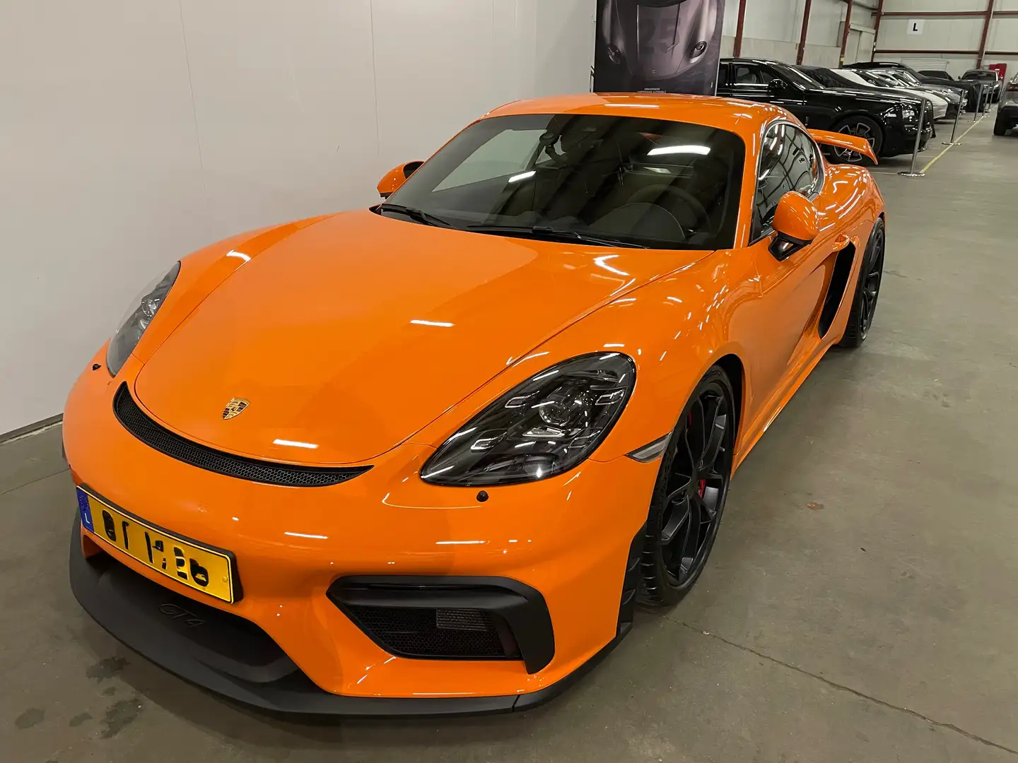 Porsche 718 GT4 Boite PDK Sieges baquets / Orange Pastel (PTS) Orange - 2