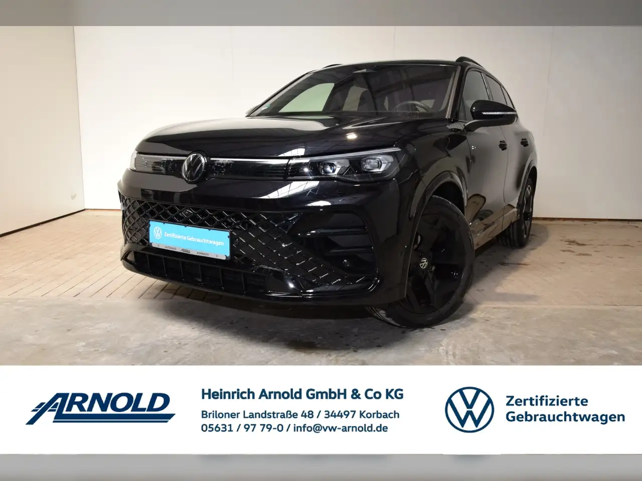 Volkswagen Tiguan TSI R-Line DSG AHK - Panodach - Standheiz.