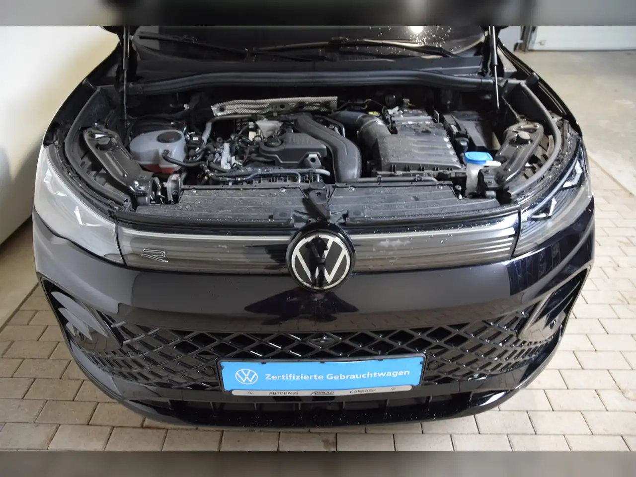 Volkswagen Tiguan TSI R-Line DSG AHK - Panodach - Standheiz. 6