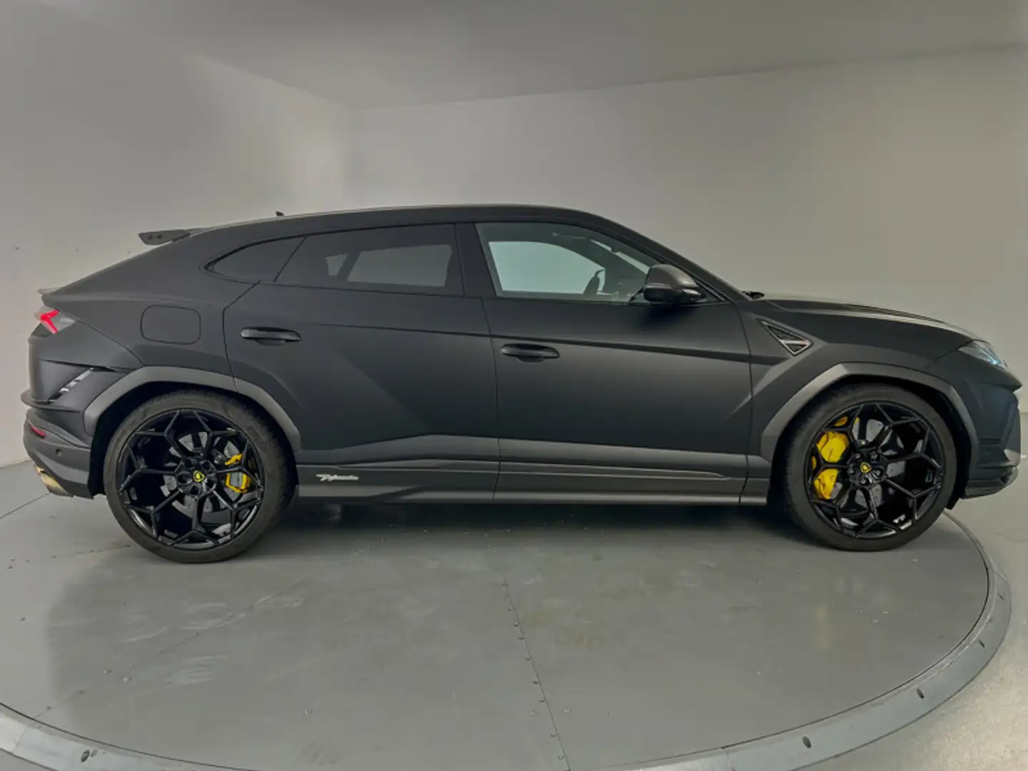 Lamborghini Urus 4.0 V8 666 ch BVA8 Performante Noir - 2