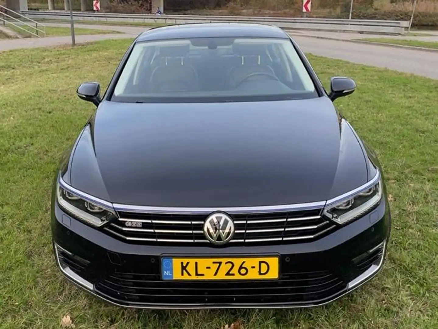 Volkswagen Passat 1.4 TSI GTE Highline Zwart - 2