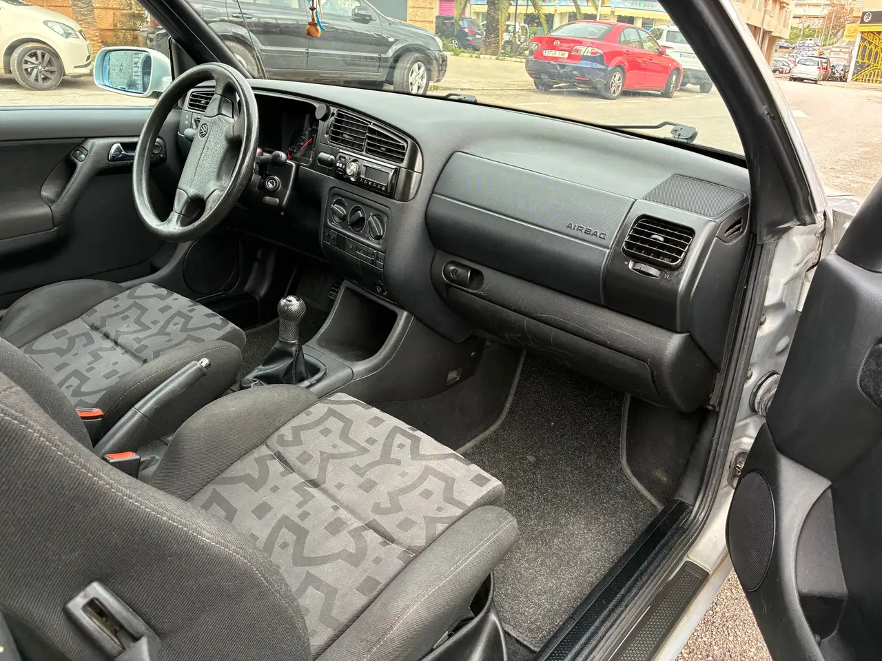 Volkswagen Golf Cabriolet 1.6, foto 8