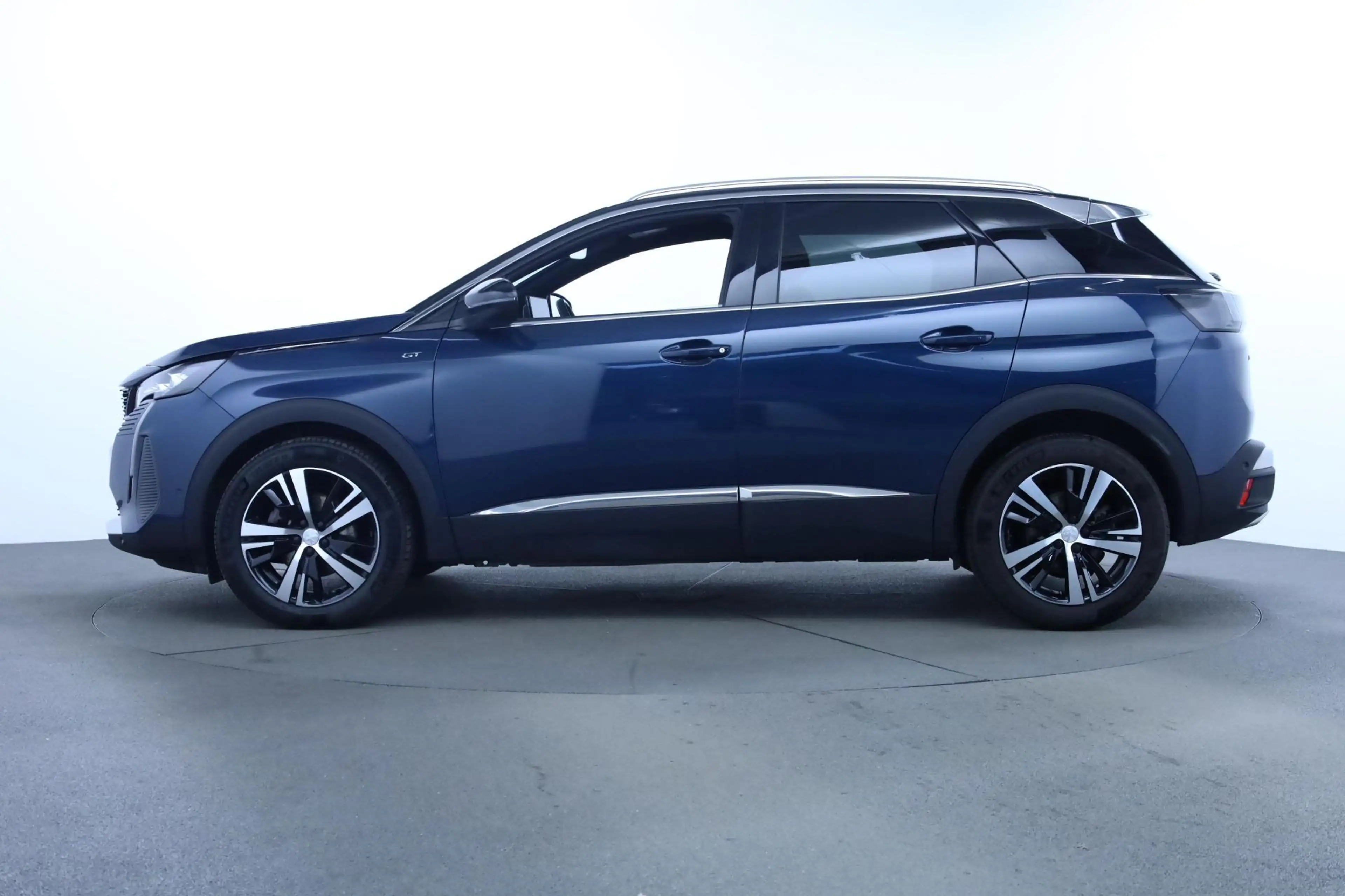 Peugeot 3008 PureTech 130 EAT8 GT Aut. NP 49.290.- *-50% — photo 4