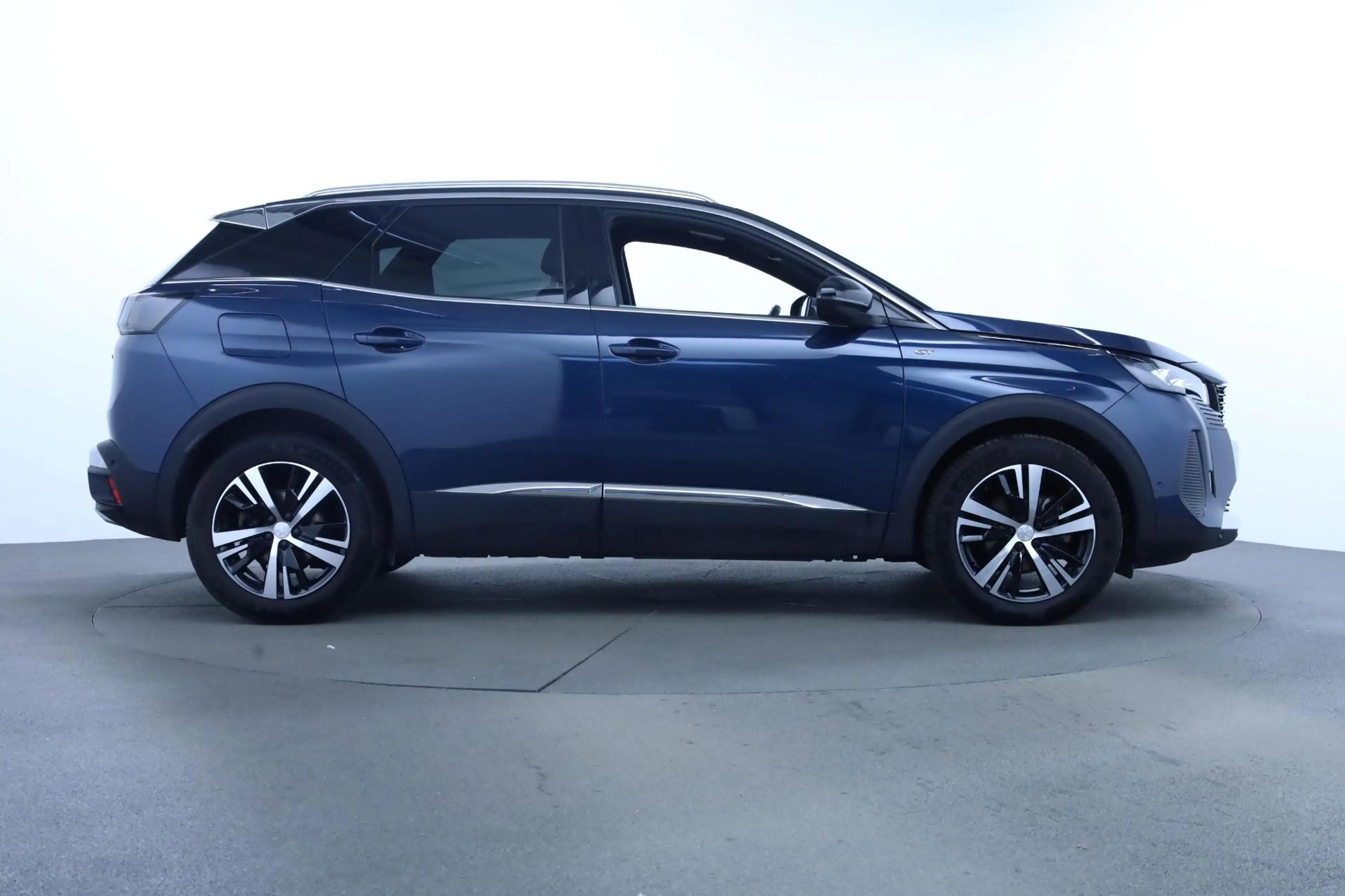 Peugeot 3008 PureTech 130 EAT8 GT Aut. NP 49.290.- *-50% — photo 5