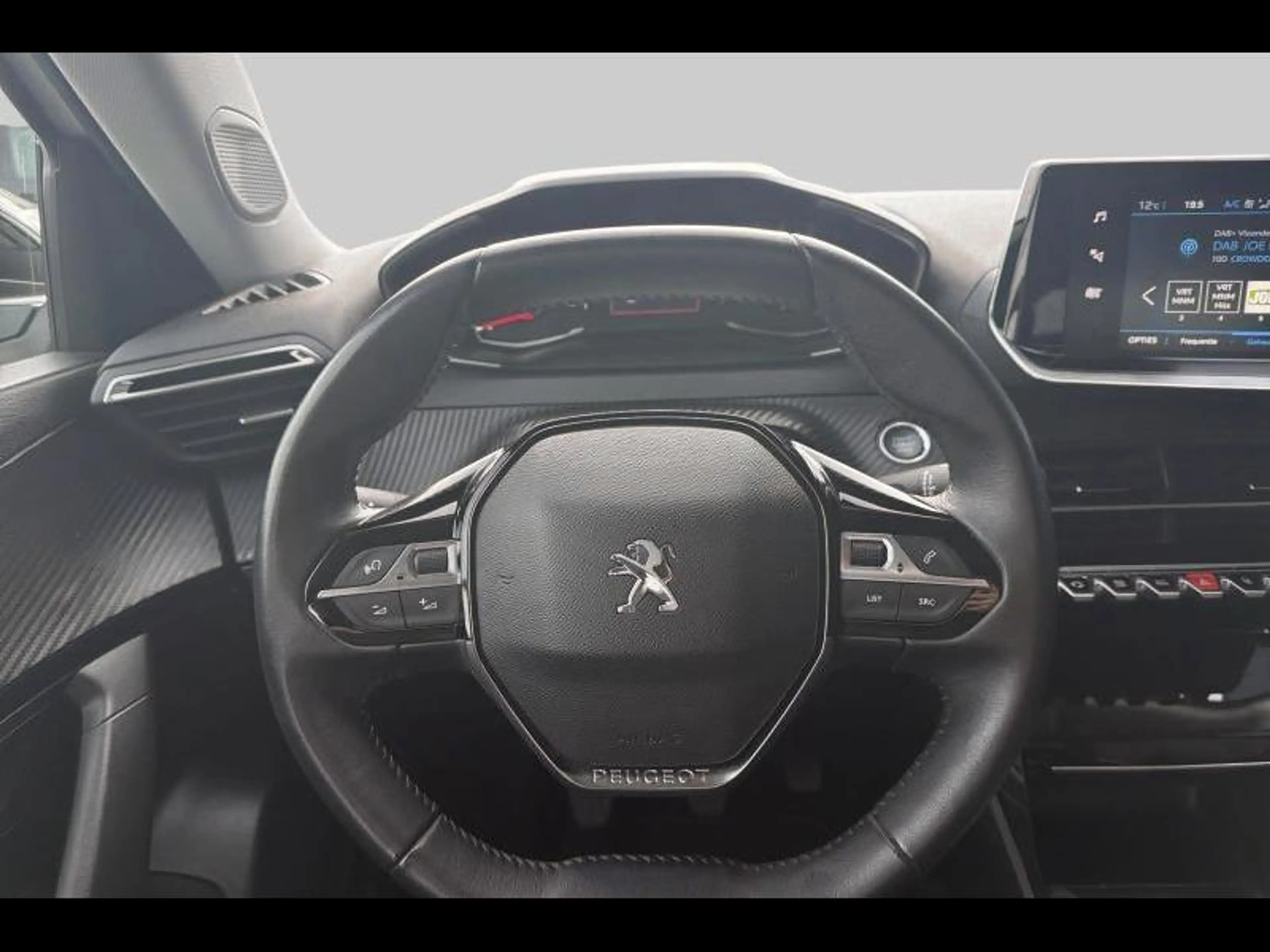 Peugeot 2008 Allure.GPS.CAMERA.CARPLAY/ANDROID AUTO.AIRCO — photo 8