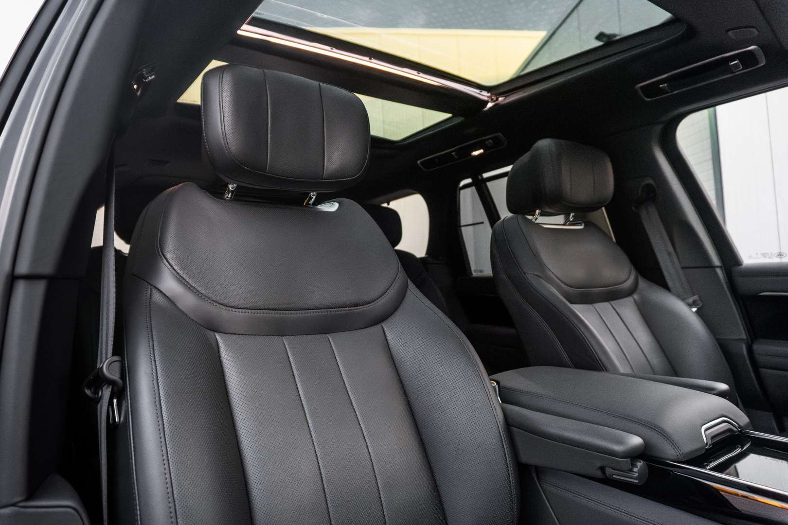 Land Rover Range Rover Autobiography P550e -  - Joinsteer - #3