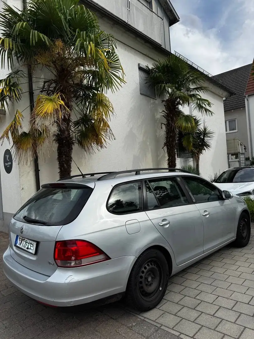 Volkswagen Golf 1.9 TDI DPF Comfortline - 2