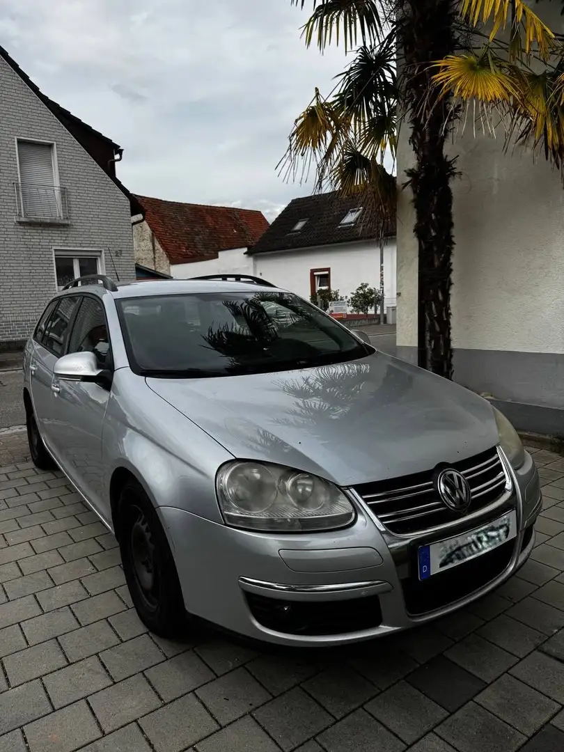 Volkswagen Golf 1.9 TDI DPF Comfortline - 1