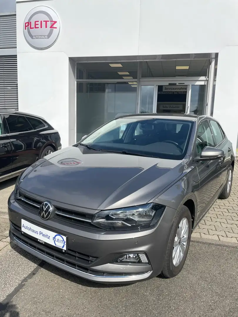 Volkswagen Polo 1.0 TSI Highline ACC SHZ PDC CarPlay Klima Gris - 1