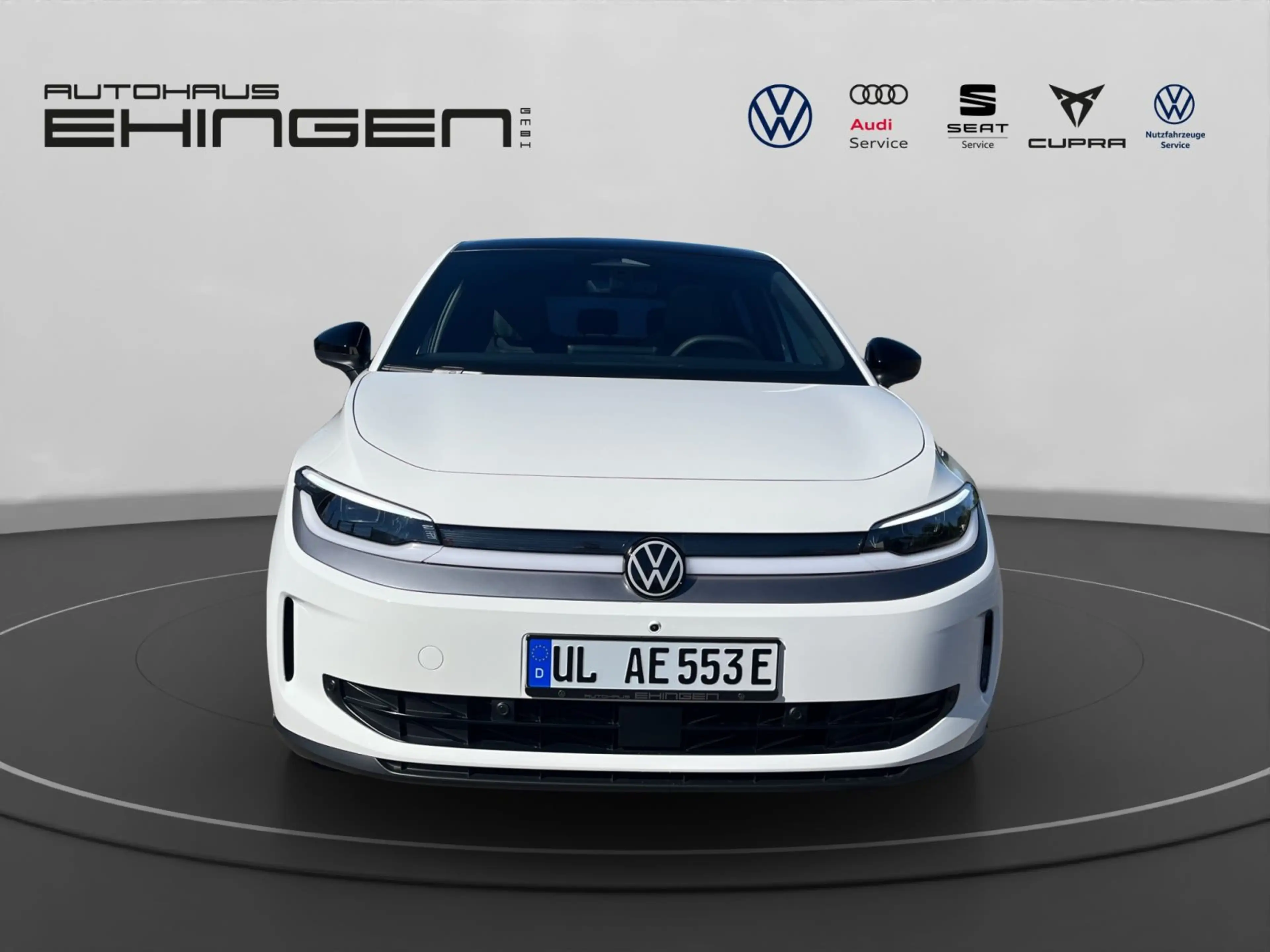 Volkswagen ID. Polo ID.Polo Style Launch Pano+AHK+Matrix+ACC+Navi+Ka — photo 2