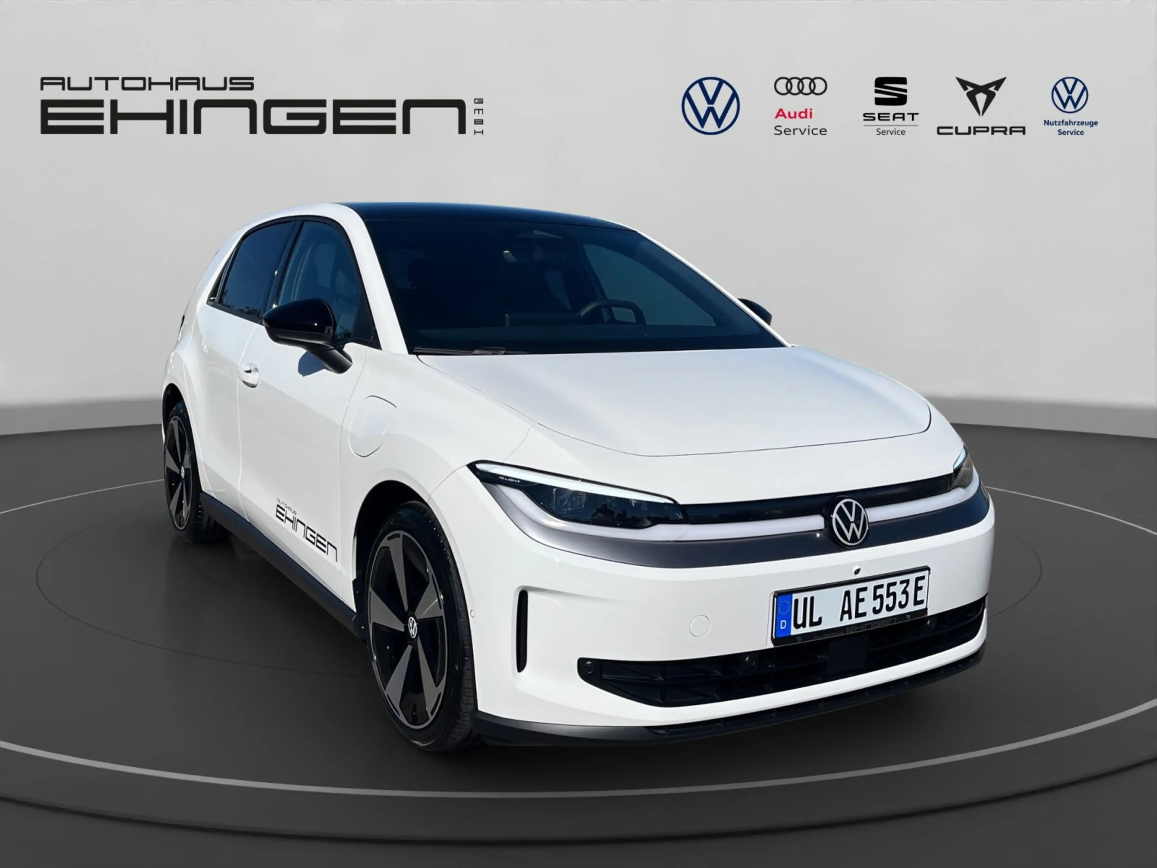 Volkswagen ID. Polo ID.Polo Style Launch Pano+AHK+Matrix+ACC+Navi+Ka — photo 4