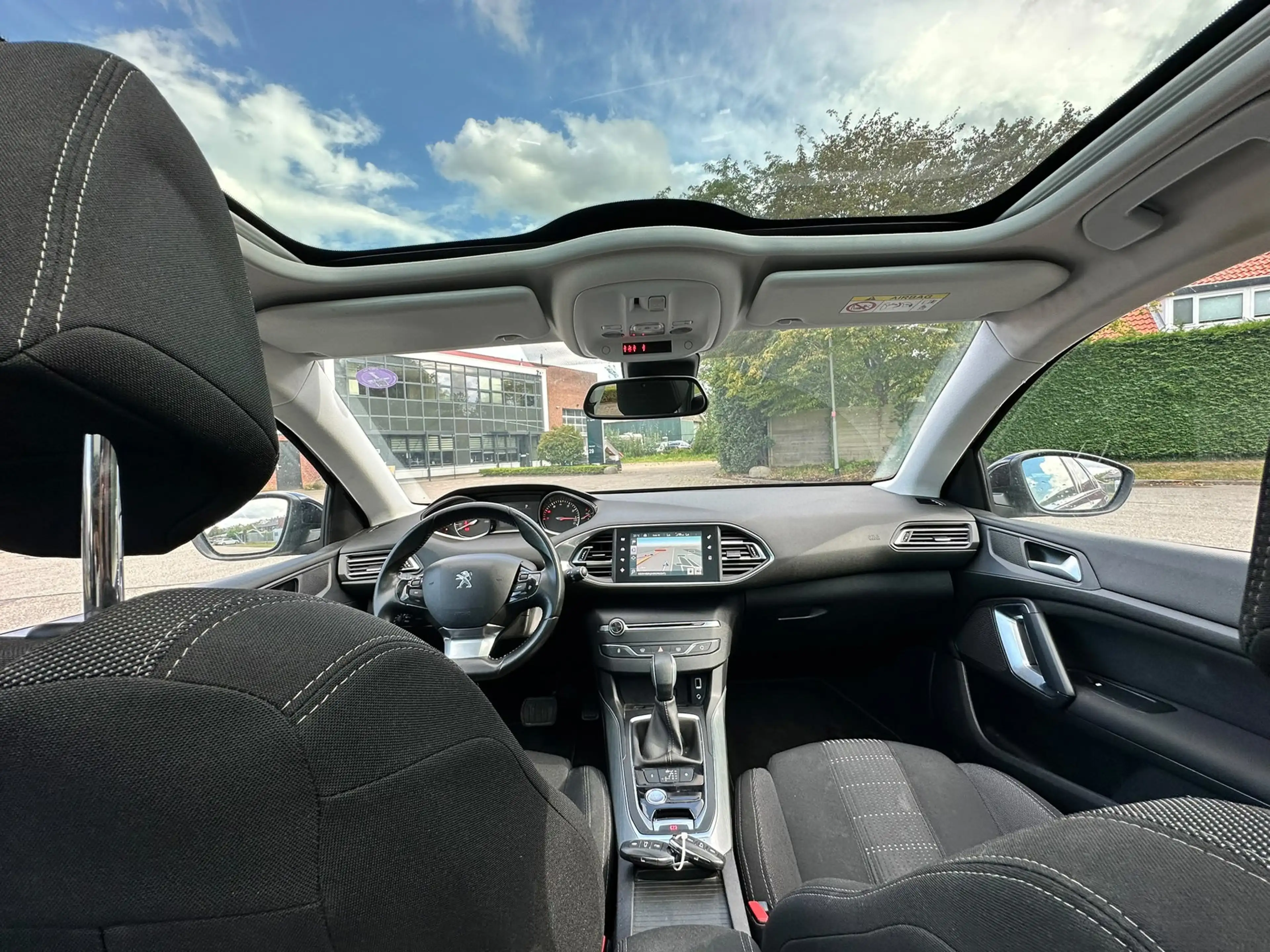 Peugeot 308 SW 1.2 e-THP Allure Automaat*Achteruit camera*Pano — photo 4