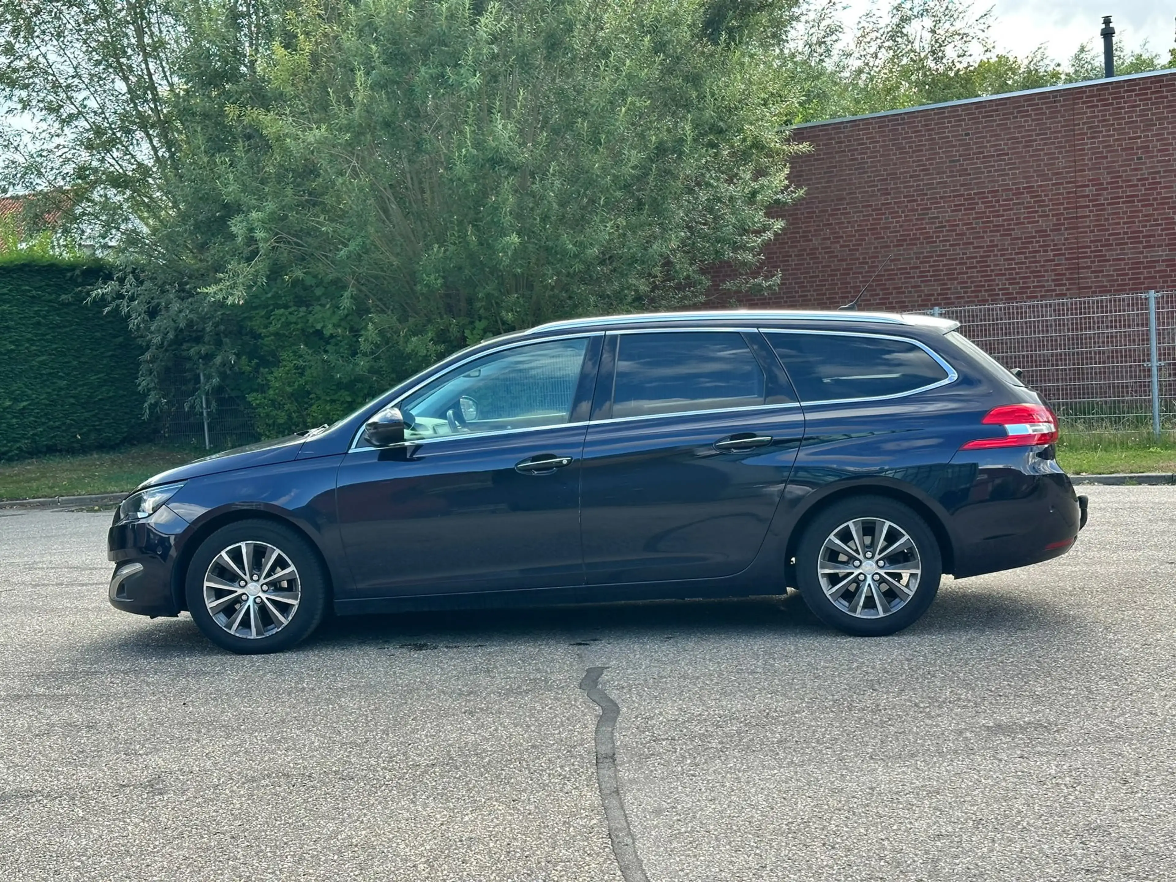 Peugeot 308 SW 1.2 e-THP Allure Automaat*Achteruit camera*Pano — photo 2