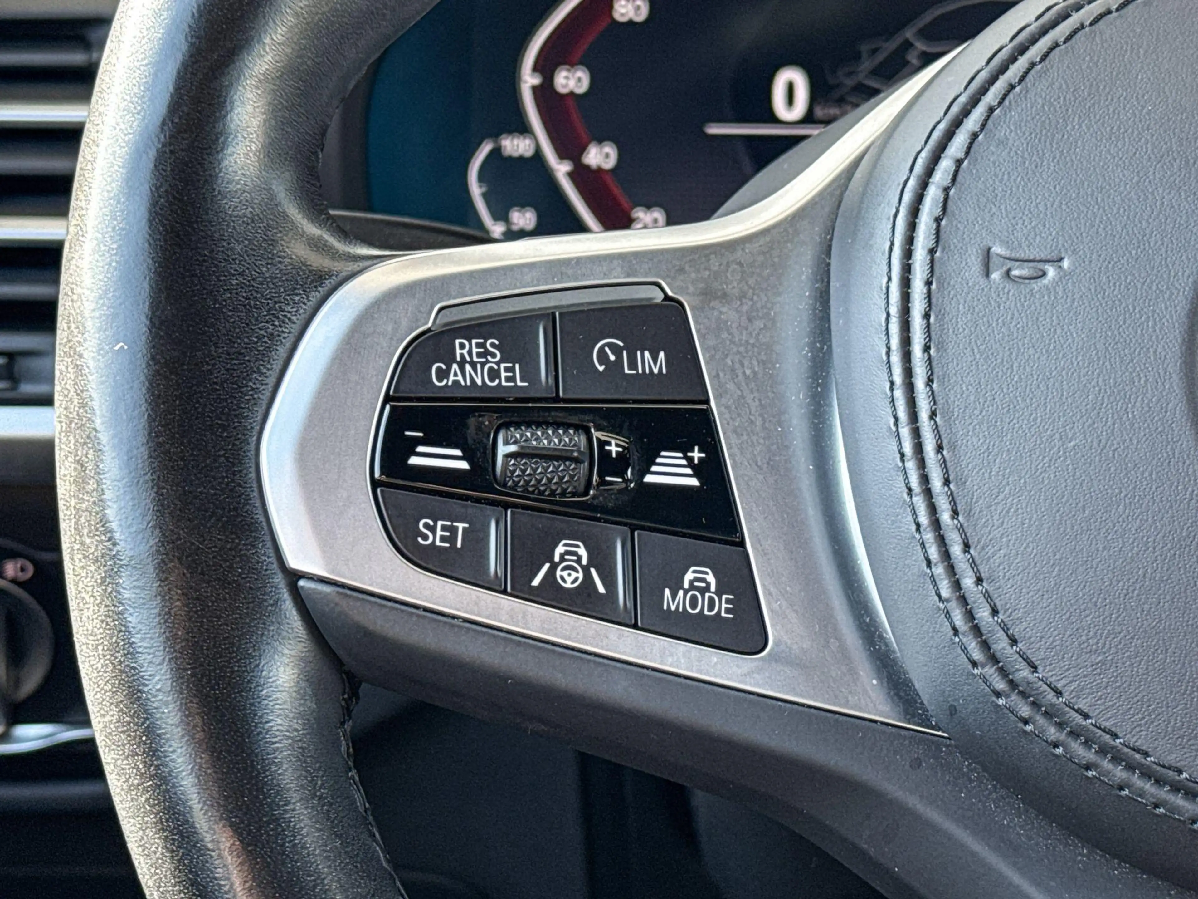 BMW iX3 High Executive / Shadow Line Pack / Driving Assist — photo 14