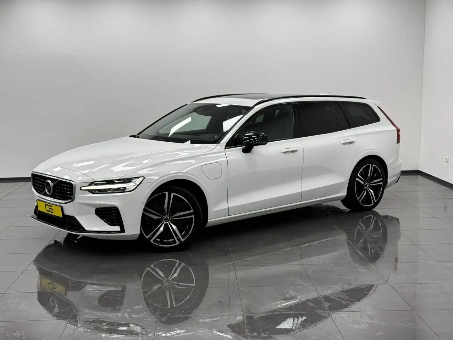 Volvo V60 Kombi R Design Plug-In Hybrid AWD LED 360° Weiß - 1