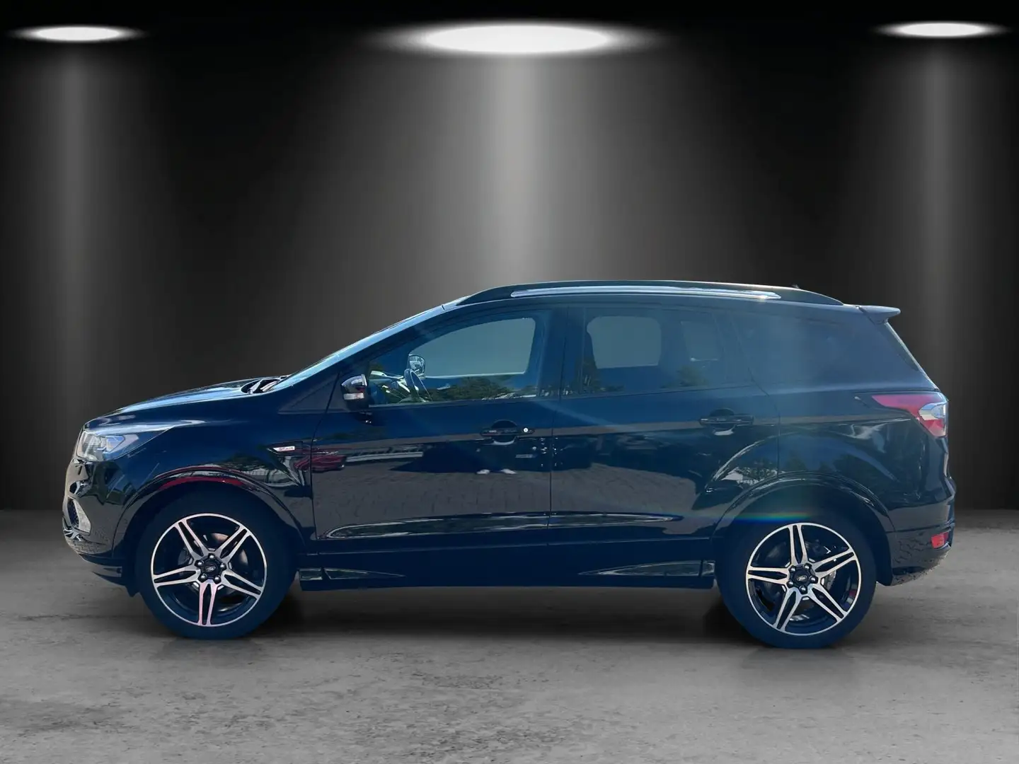 Ford Kuga 1.5 EcoBoost ST-Line 4x2 Start/Stopp OPF Schwarz - 2