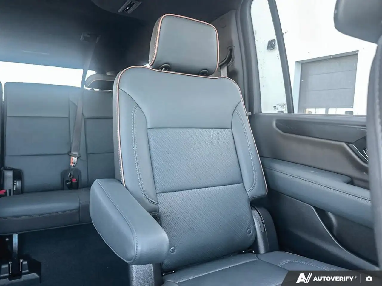 GMC Yukon снимка GMC Yukon