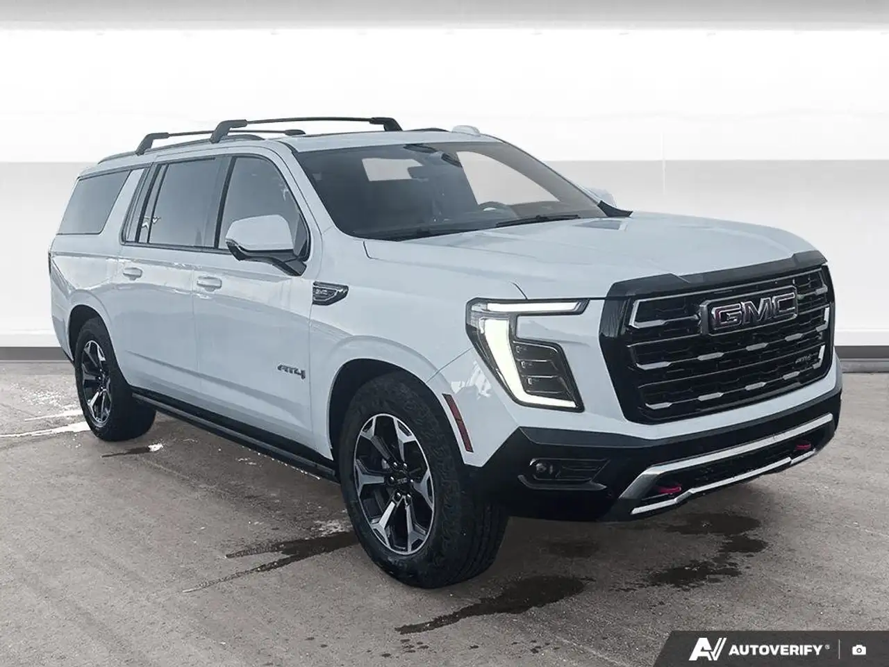 GMC Yukon снимка GMC Yukon