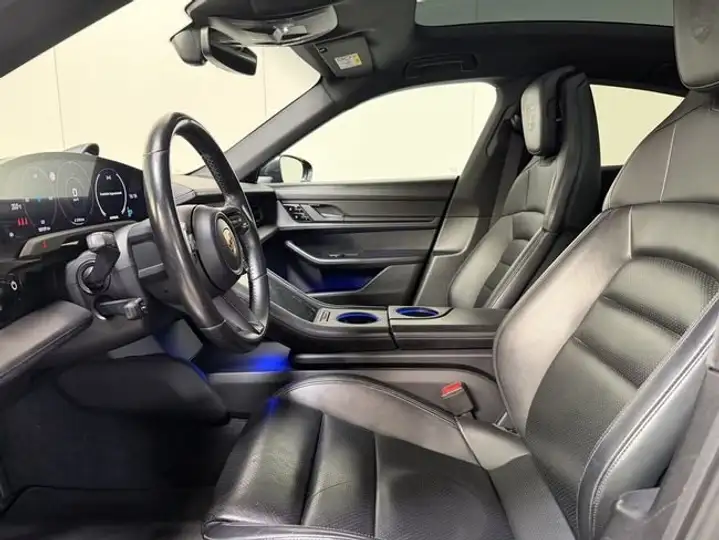 Porsche Taycan 4S 2022, foto 14