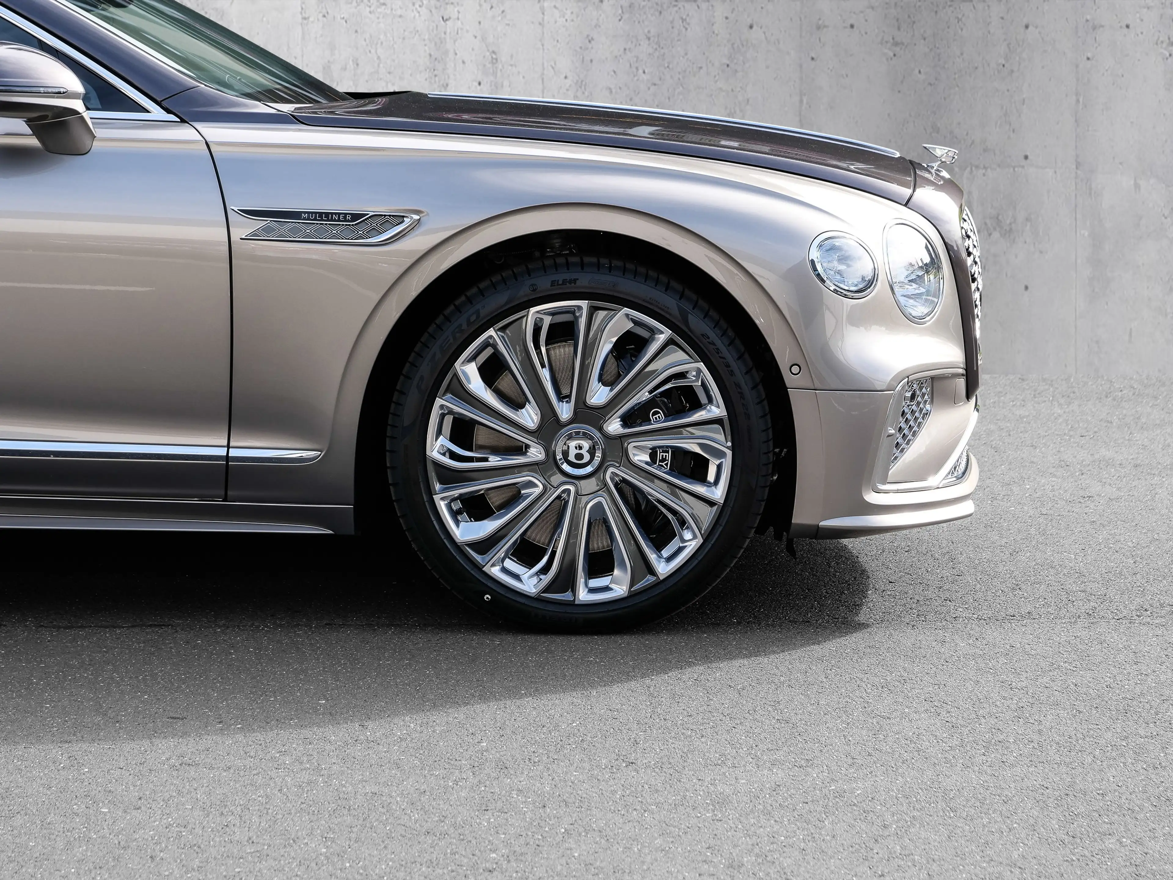 Bentley Flying Spur Mulliner Brodgar over Pale Brodgar — photo 9