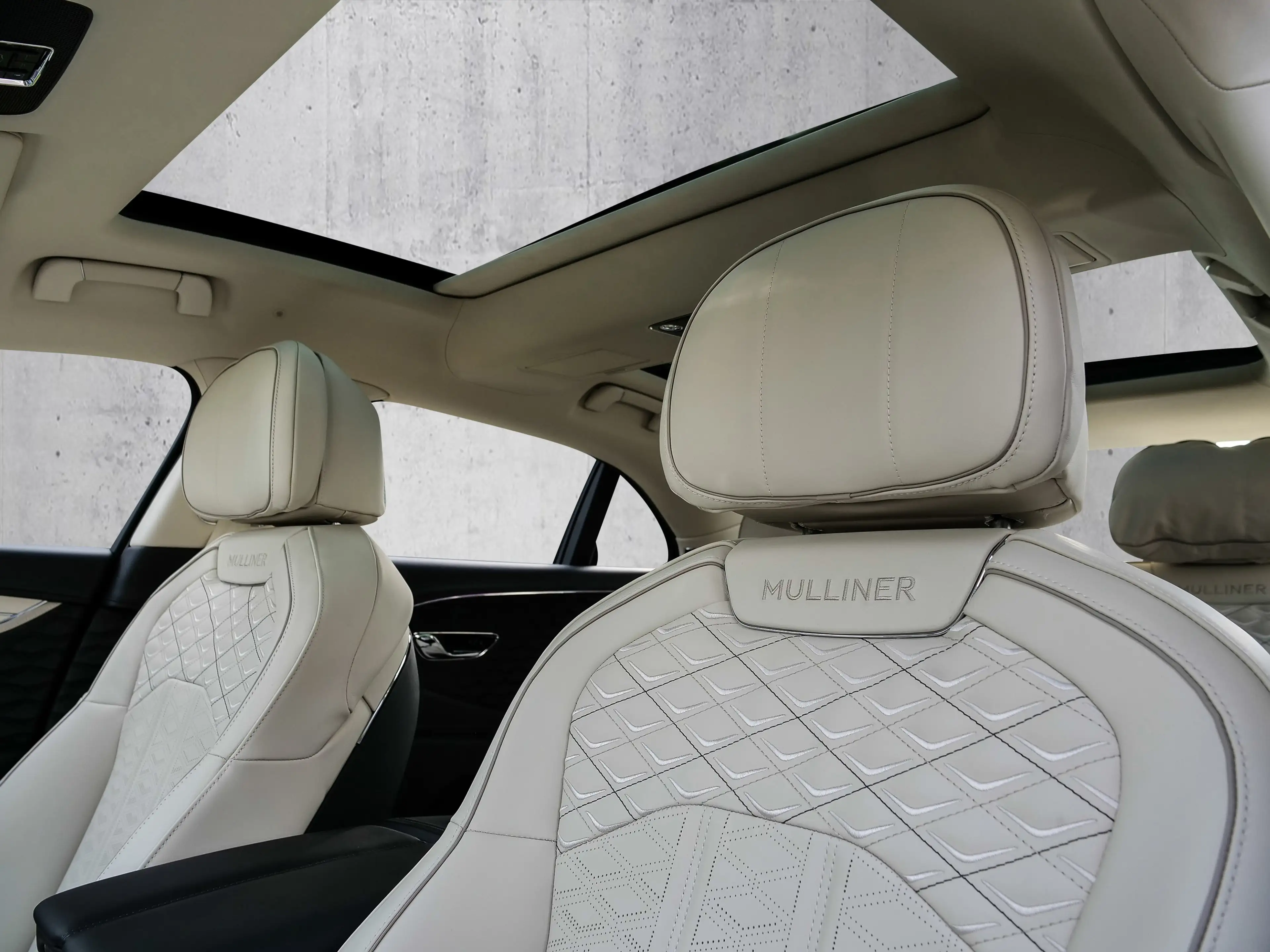 Bentley Flying Spur Mulliner Brodgar over Pale Brodgar — photo 13