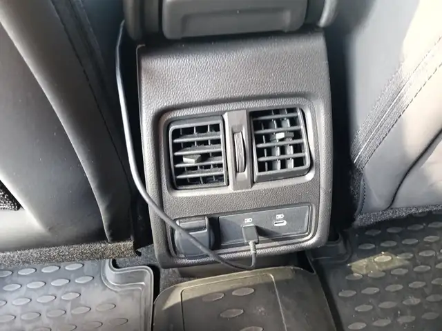 Renault Captur view 13