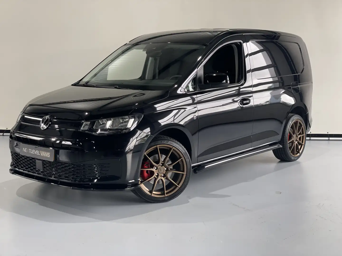 Volkswagen Caddy Cargo 2.0 TDI DSG NEXT LEVEL CAMERA DIG DASHBOARD Negro - 1