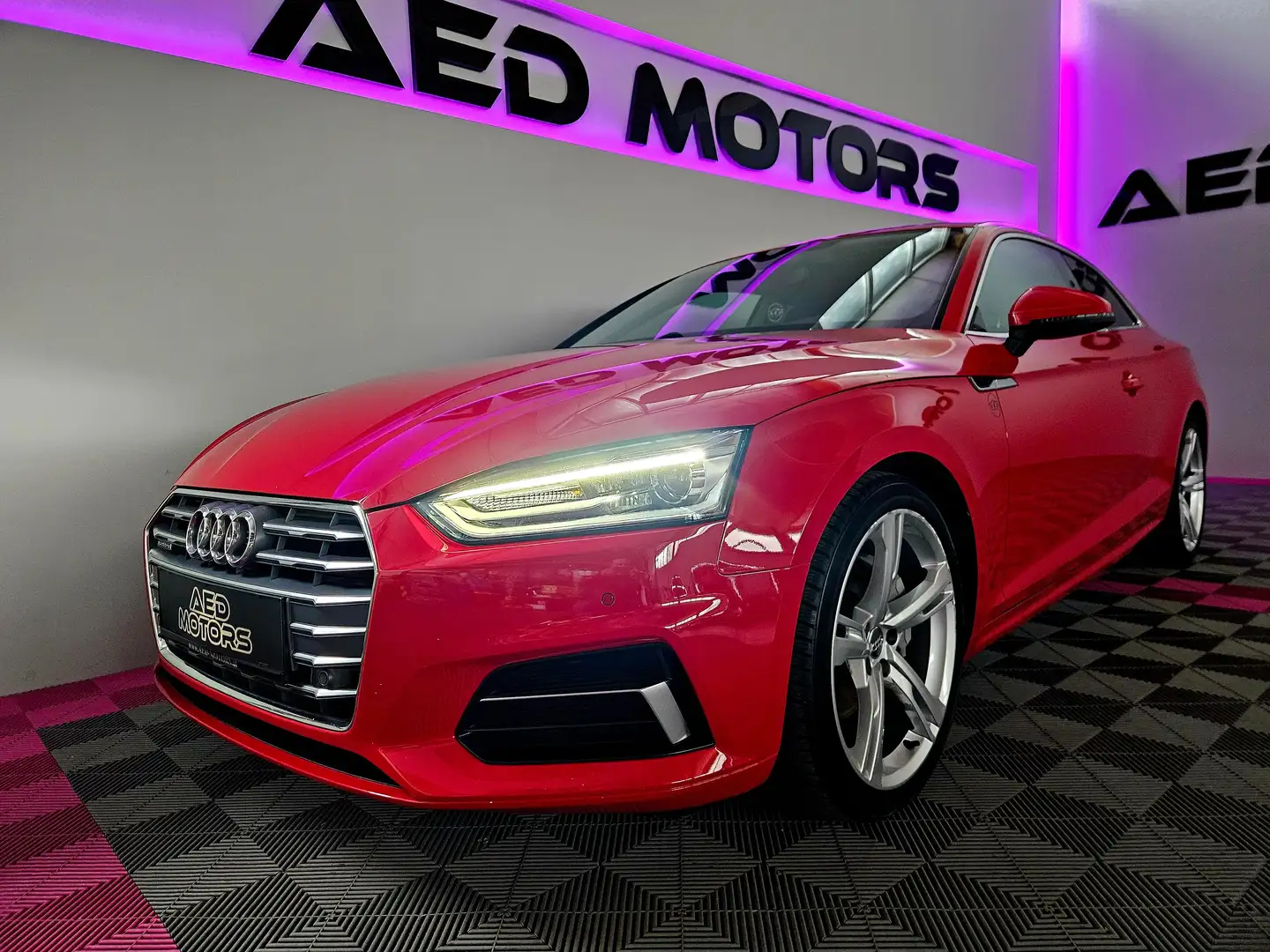 Audi A5 quattro sport 1.Besitz Rot - 2
