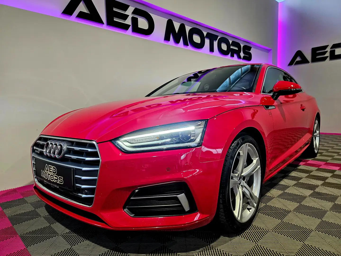 Audi A5 quattro sport 1.Besitz Rot - 1