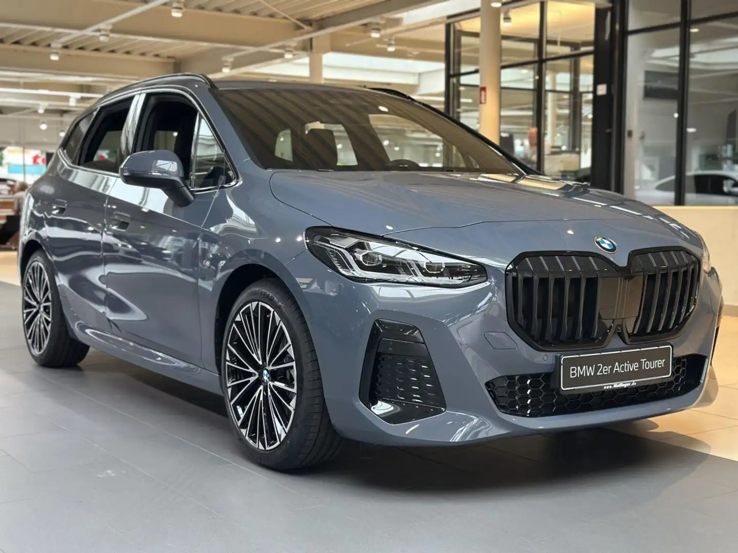 BMW 218 i AT M Sport ACC AHK HUD Ha/Ka PanoD. Lenkhzg. Grau - 2