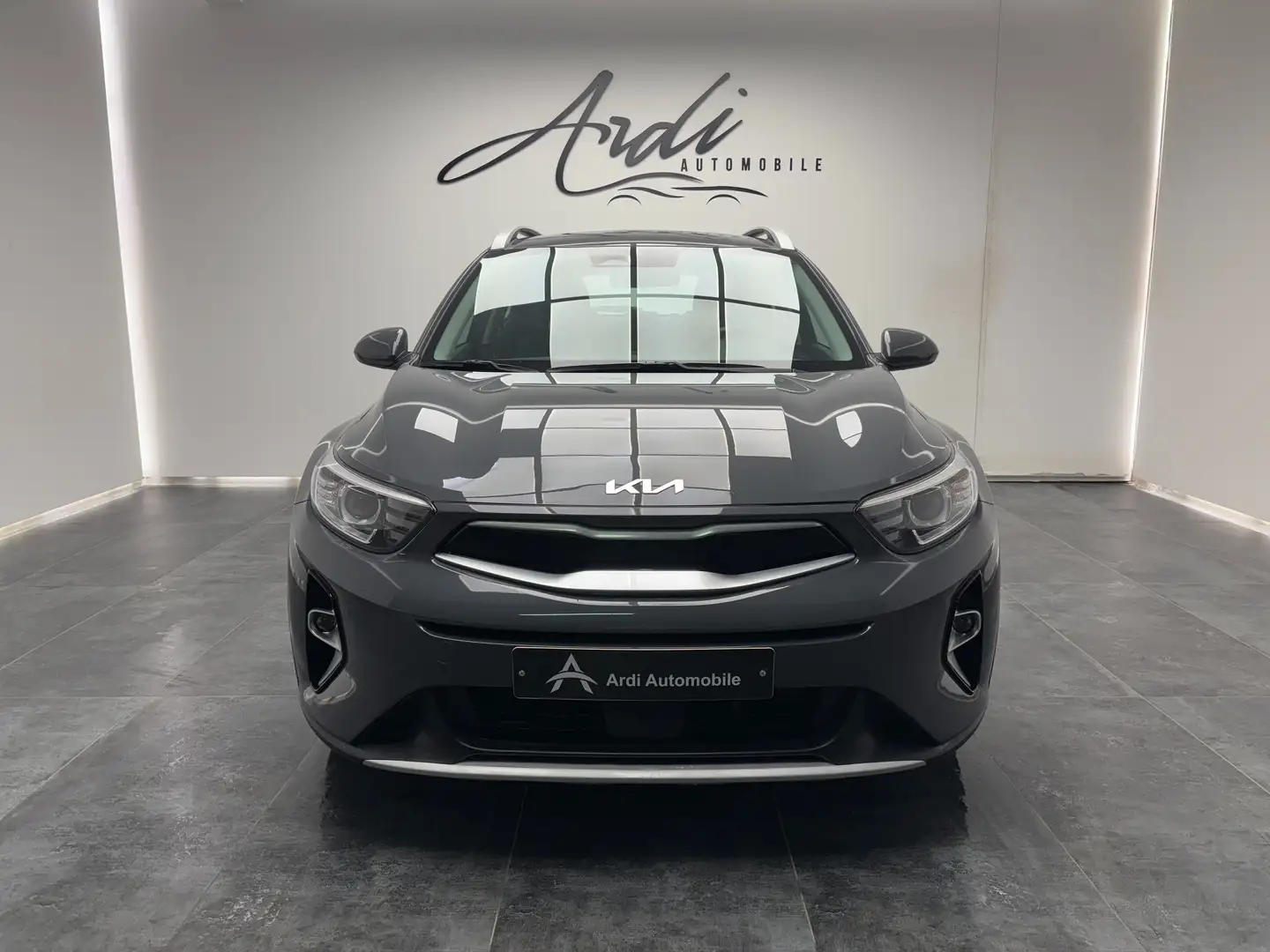 Kia Stonic 1.0 T *CARPLAY*GPS*CAMERA AR*1er PROPRIO*GARANTIE* Gris - 2