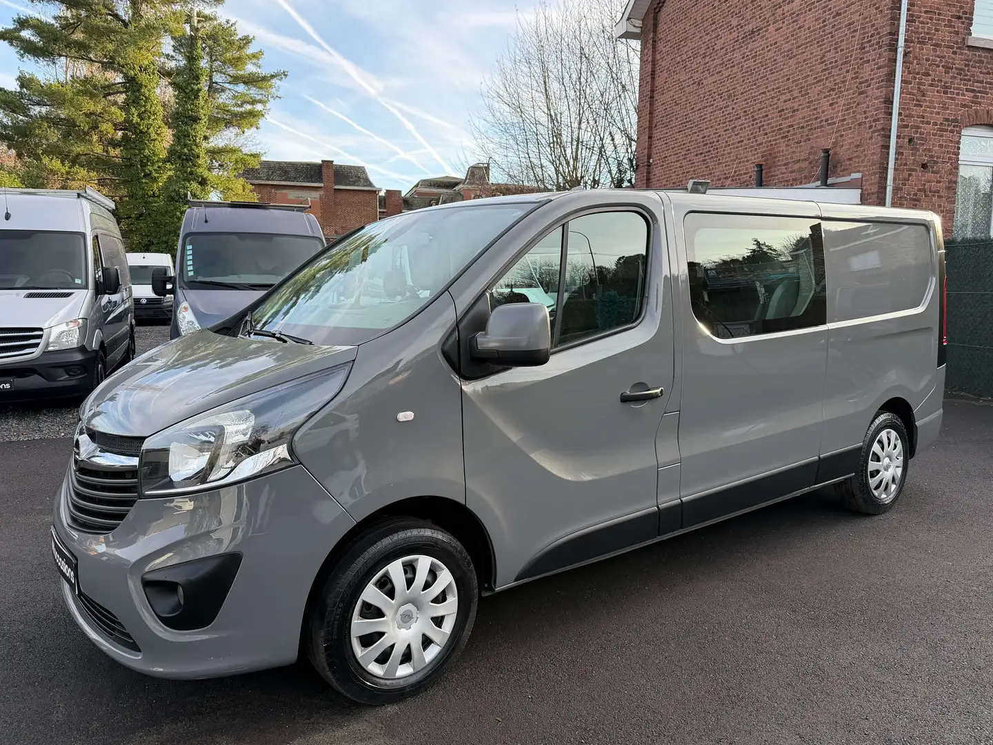 Opel Vivaro 1.6 CDTi L2H1 - DOUBLE CABINE 5 PLACES - EURO 6 b Gris - 1