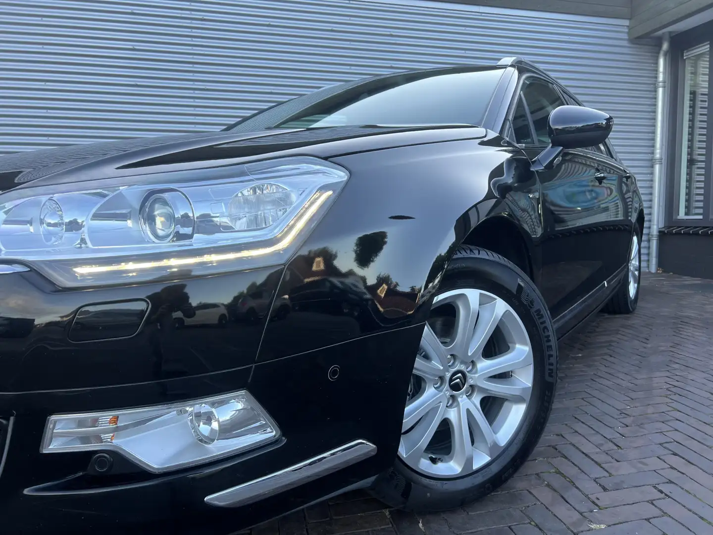 Citroen C5 Tourer 2.0 HDiF Exclusive Noir - 2
