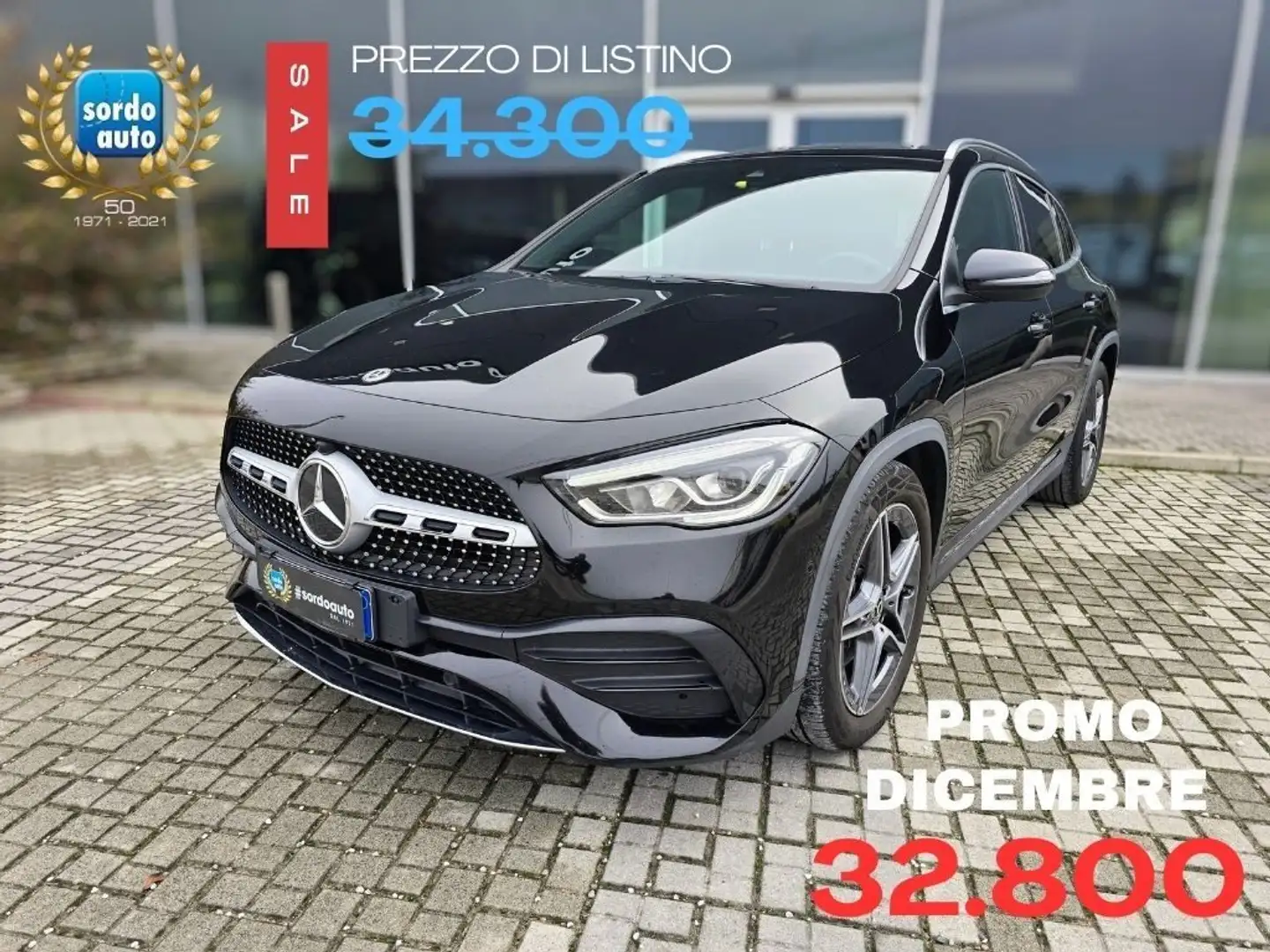 Mercedes-Benz GLA 200 d Automatic 4Matic Premium Schwarz - 1