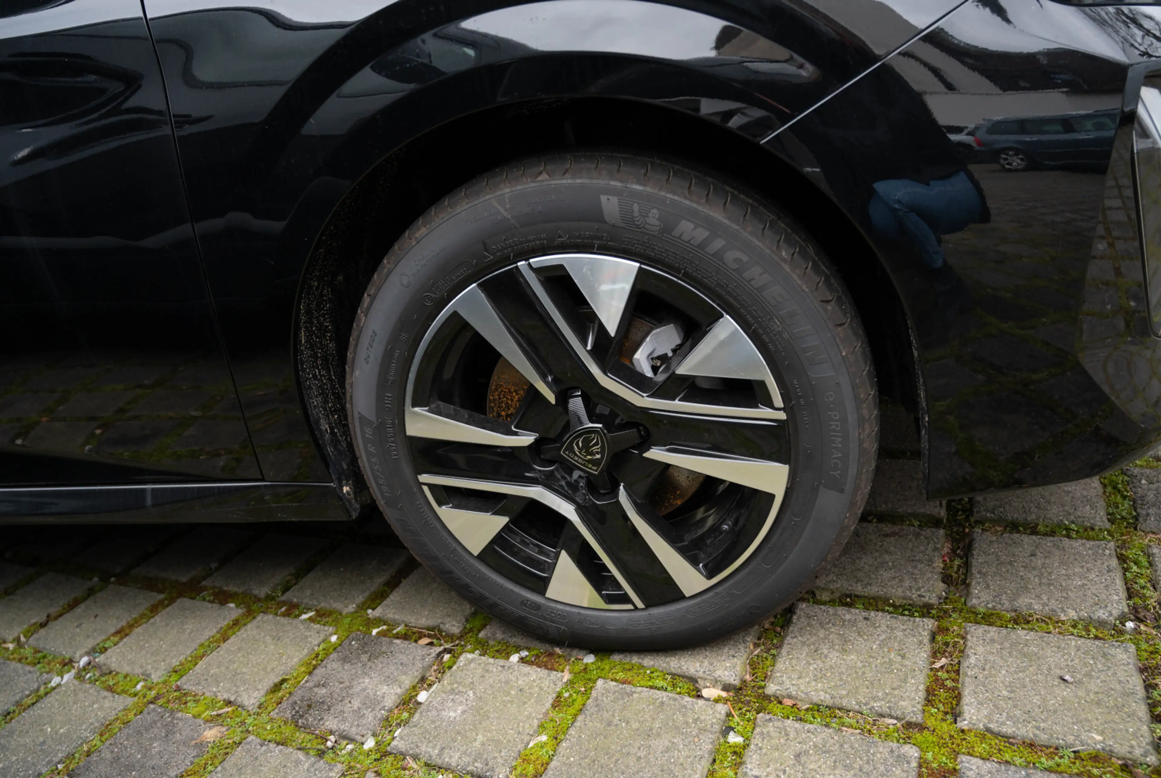 Peugeot 208 ALLURE PureTech 100 PS *DRIVE-ASSIST*NAVI* — photo 15