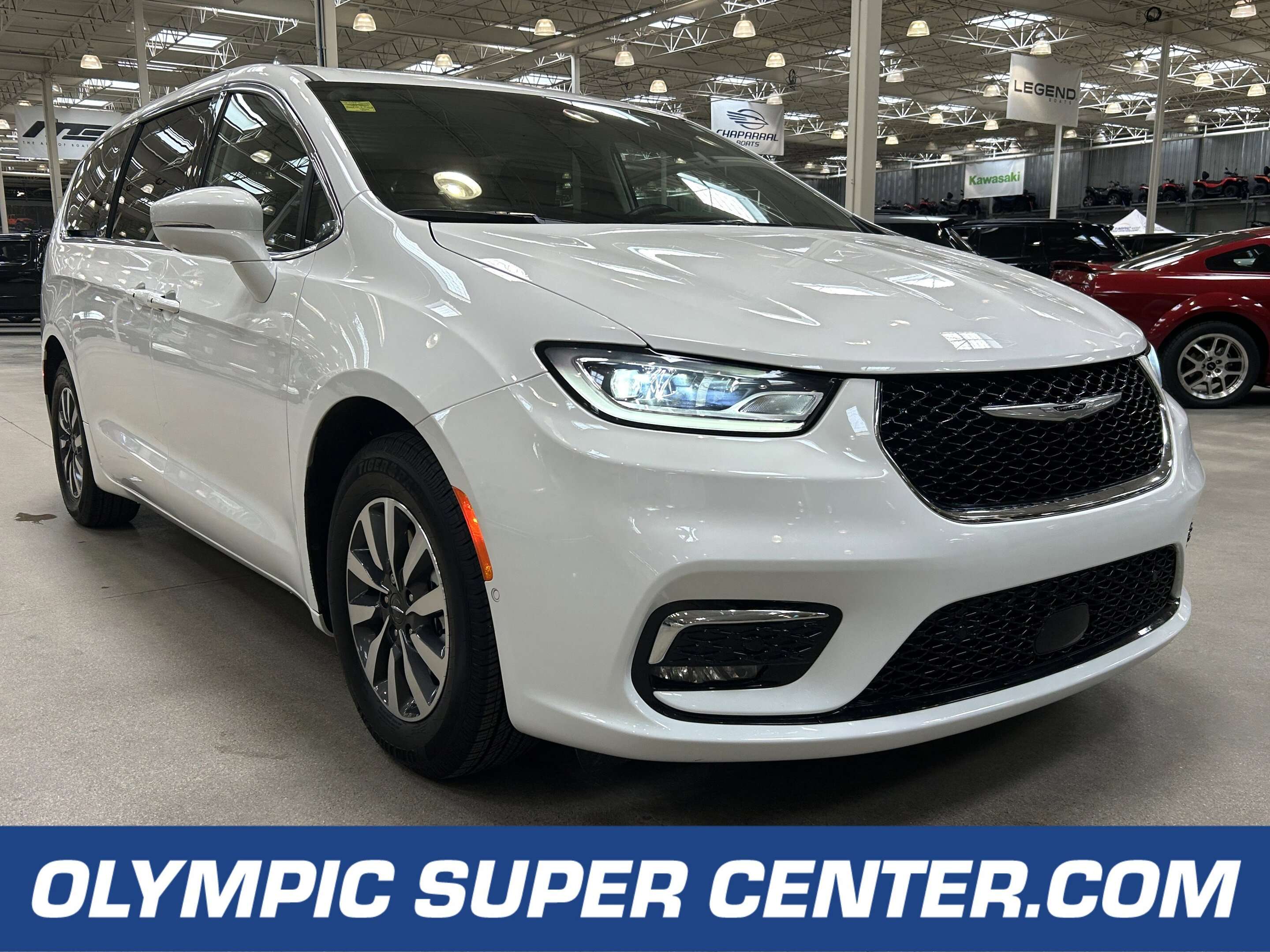 2022 Chrysler Pacifica Touring L | HYBRID | LEATHER | STOW N GO |