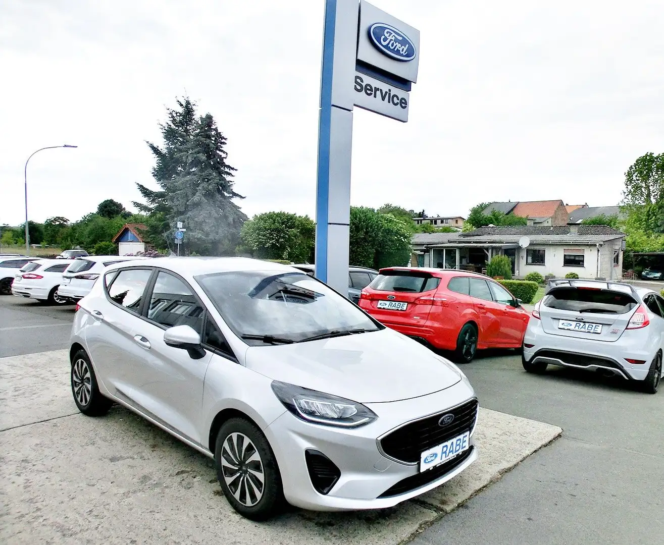 Ford Fiesta Automatik/Navi/LED/WiPak/Tempomat/PDC/4S Silber - 1