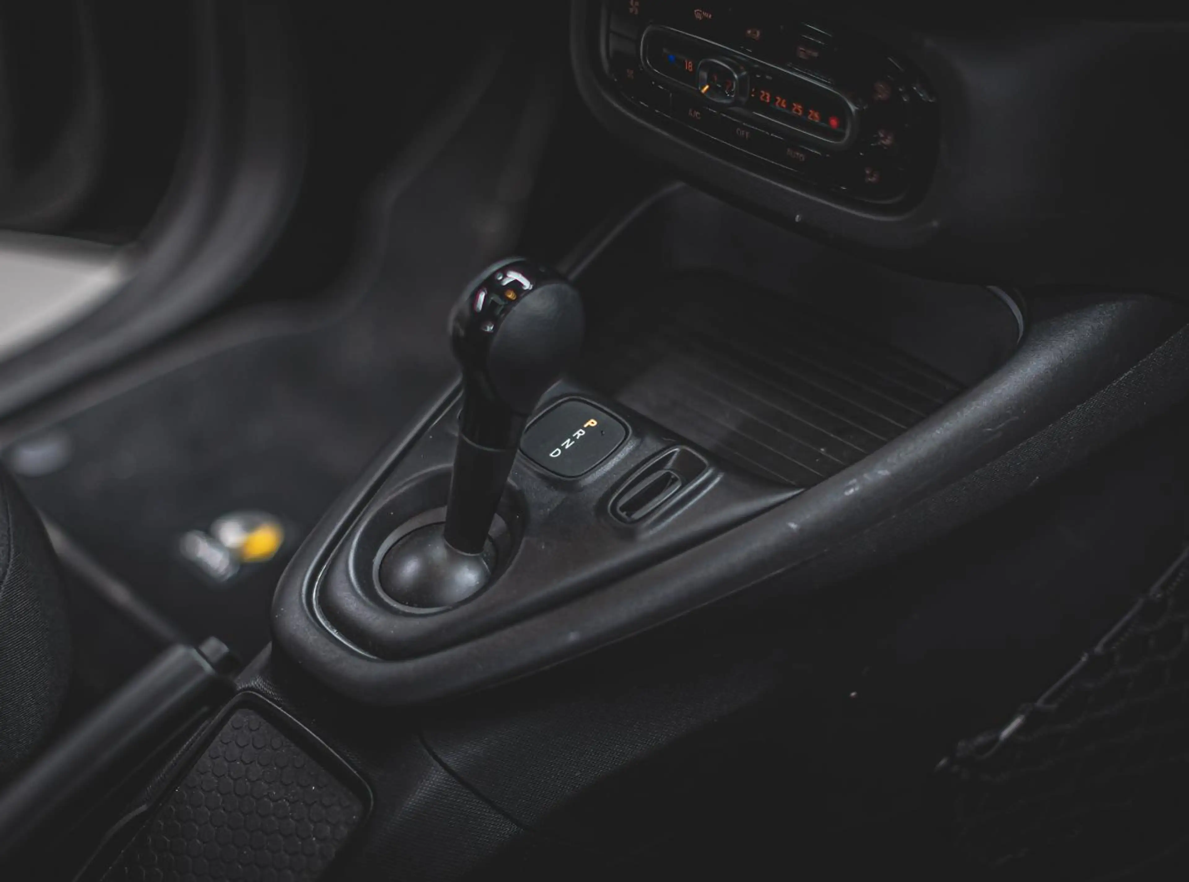 smart forTwo EQ passion Exlusive: DRIVE, BABY, DRIVE! — photo 12