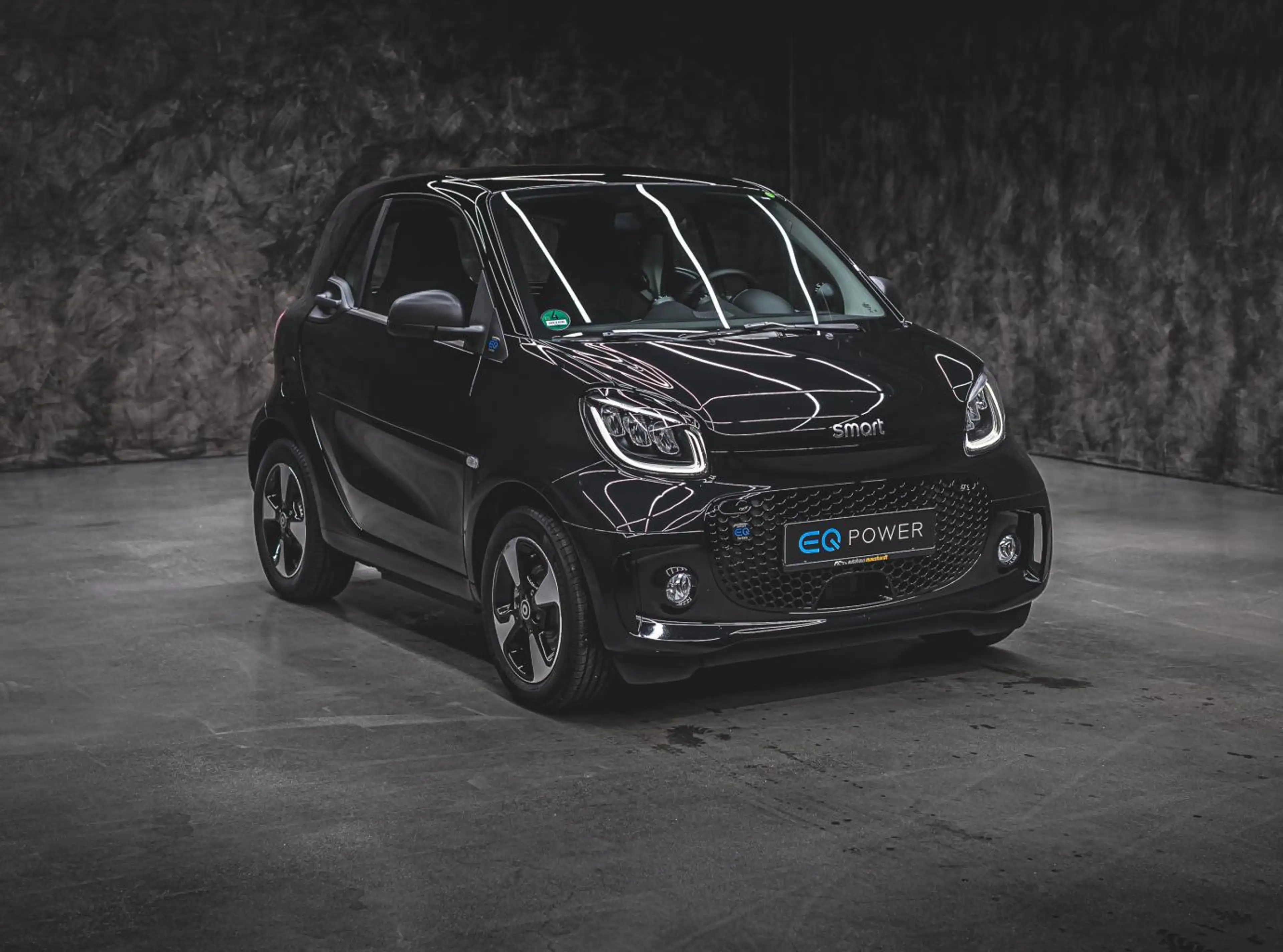 smart forTwo EQ passion Exlusive: DRIVE, BABY, DRIVE! — photo 4